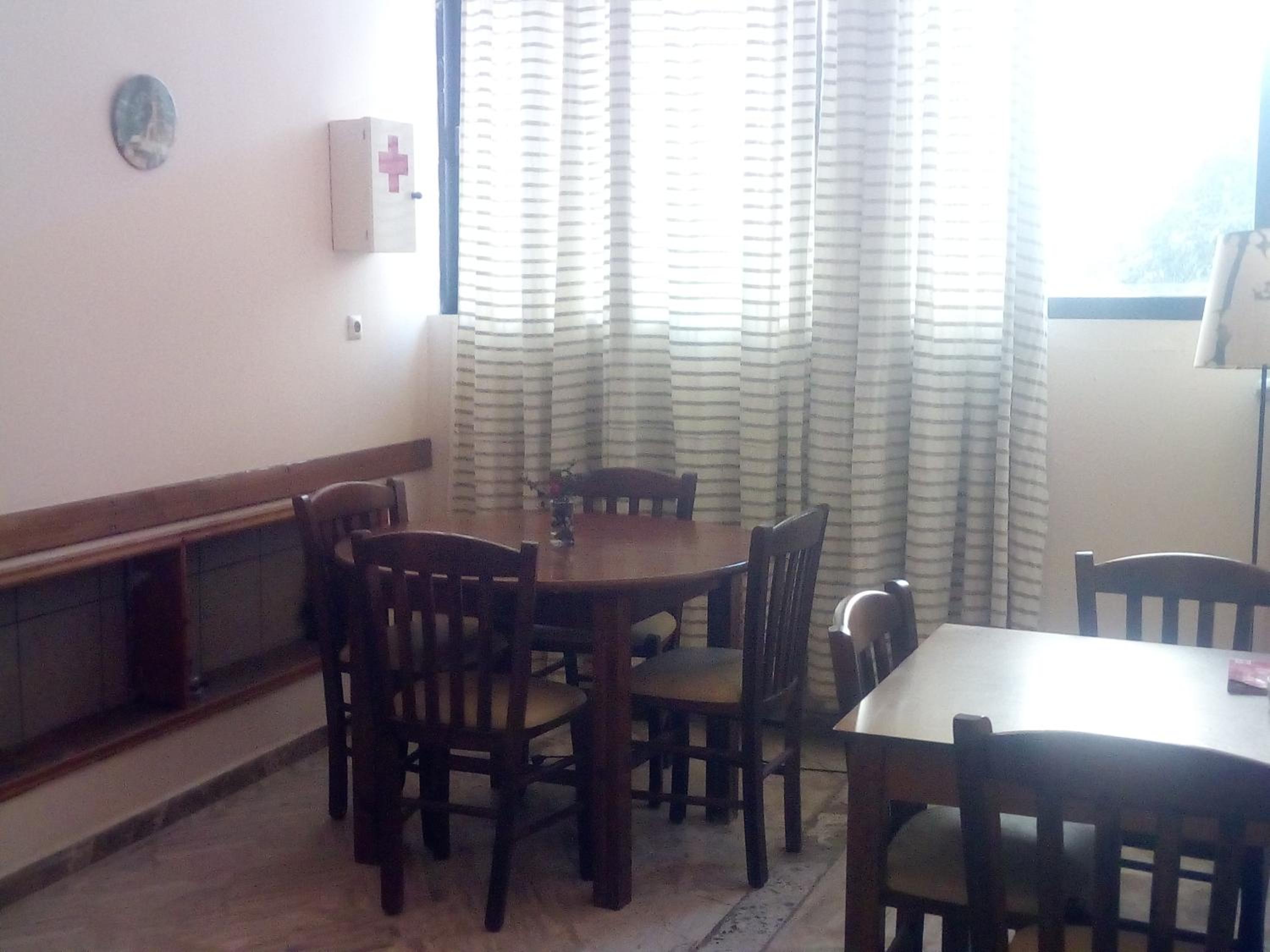 Standard Twin Room with Sea View - Photo 2