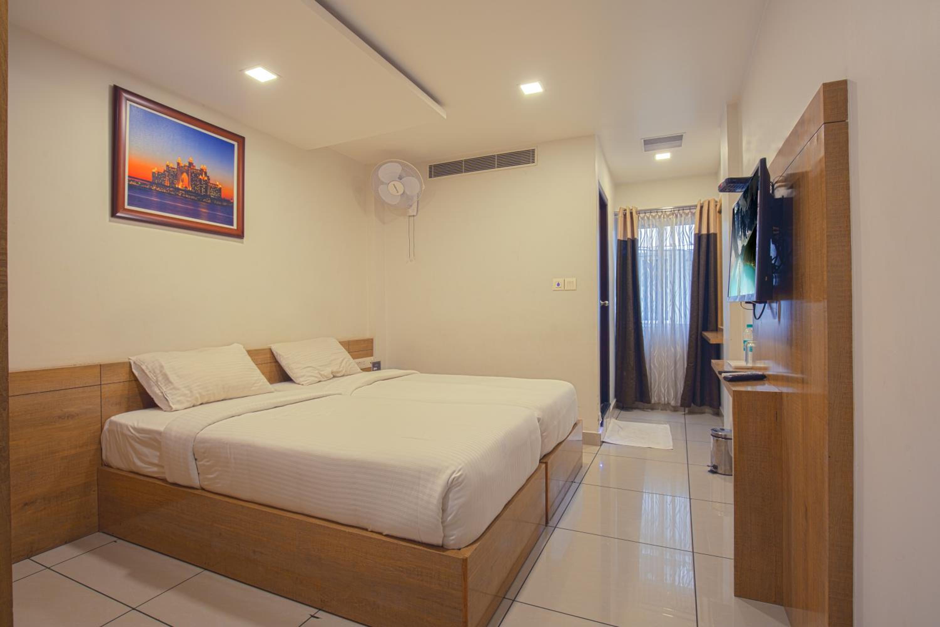 Standard Double Room - Photo 1
