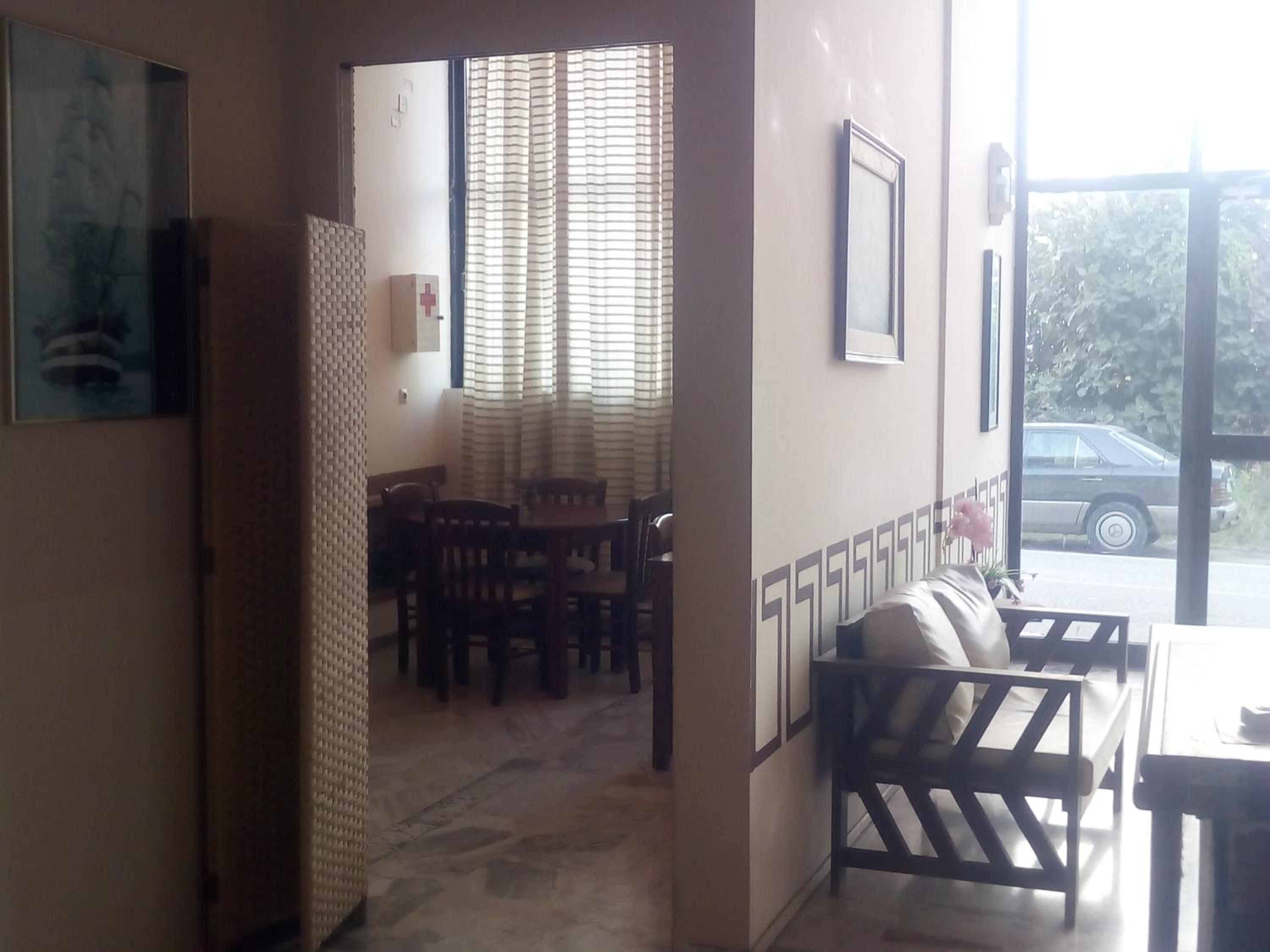 Standard Twin Room with Sea View - Photo 8