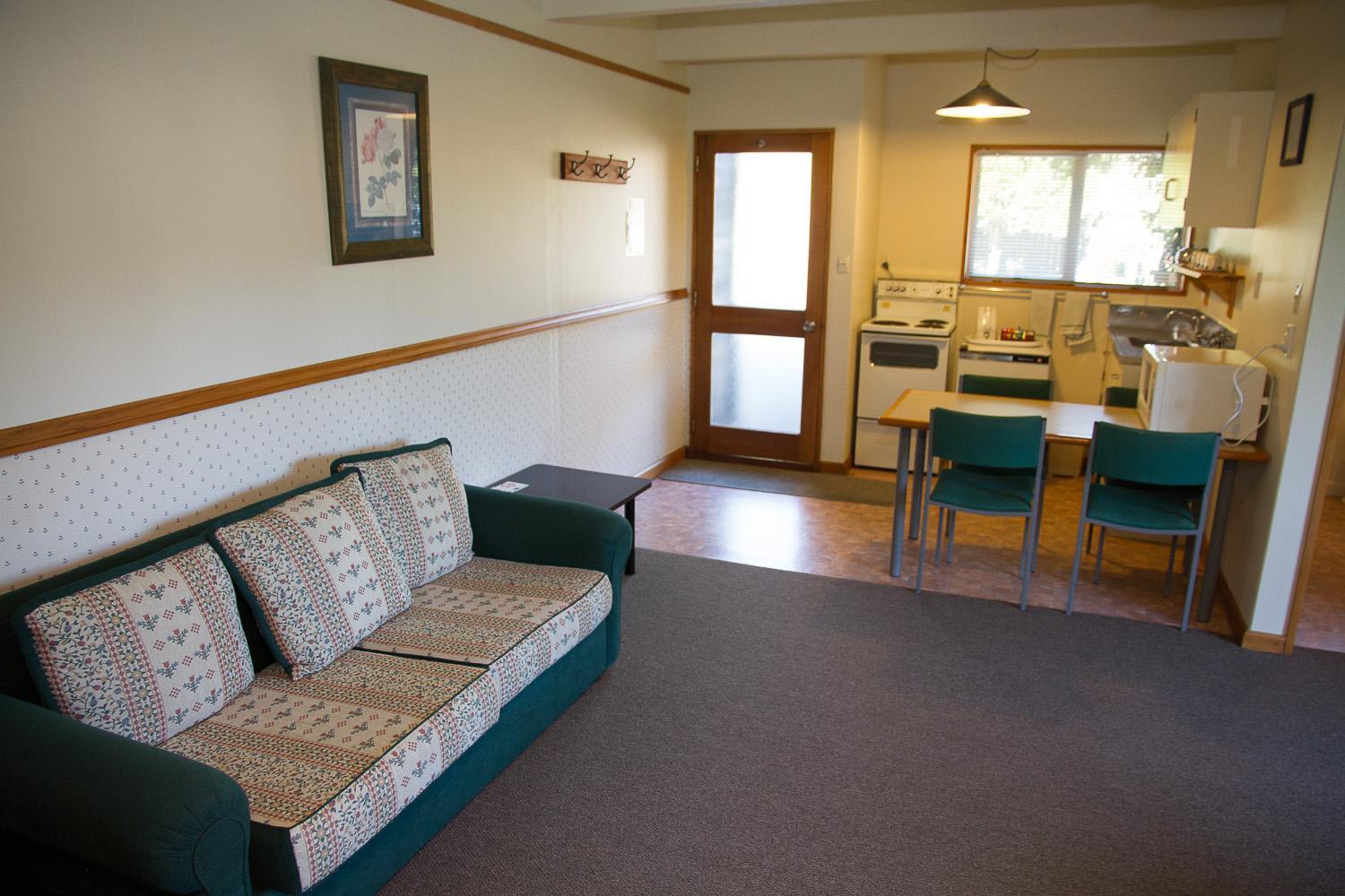 Family Room with Garden View photo 3