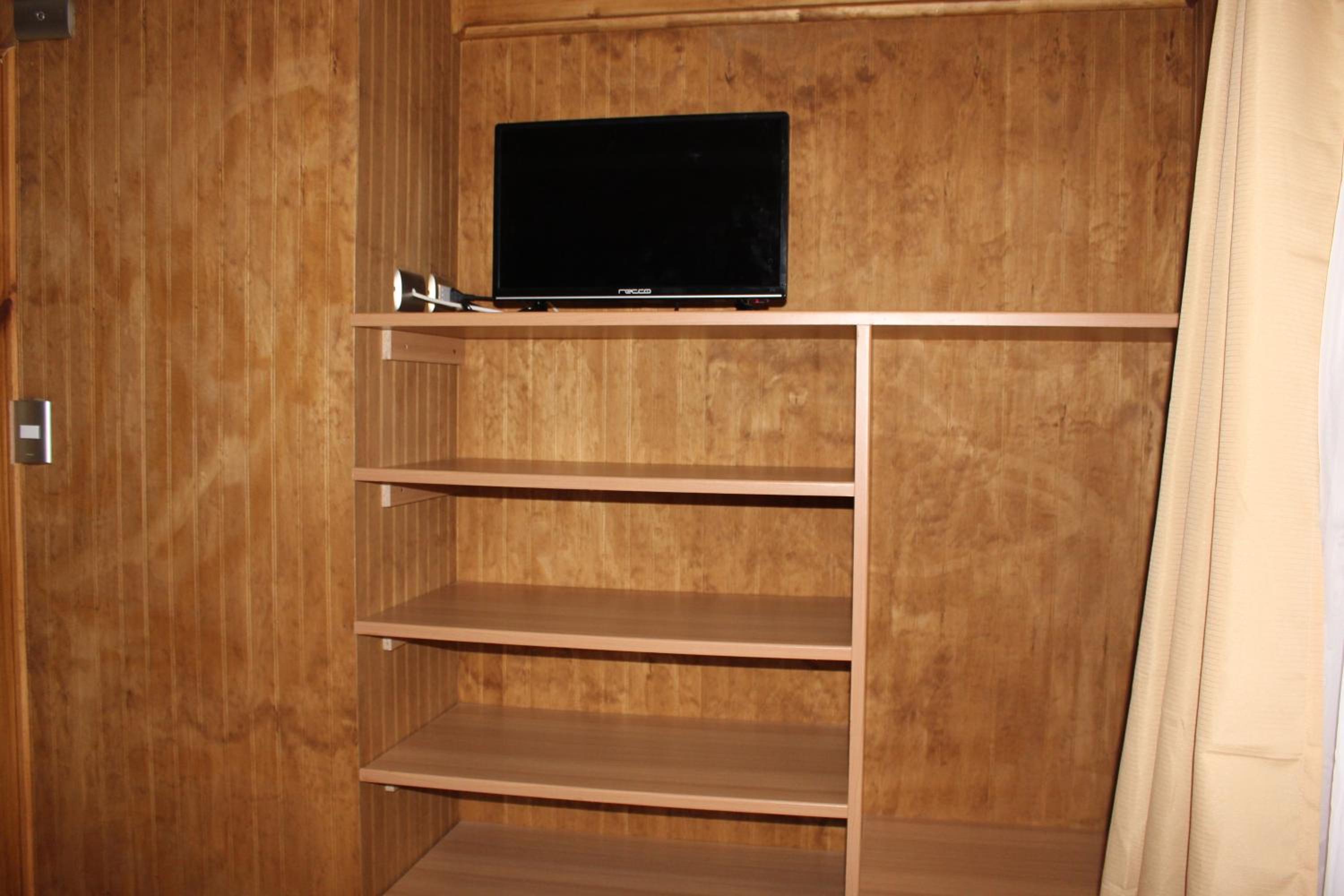 Two-Bedroom House photo 2