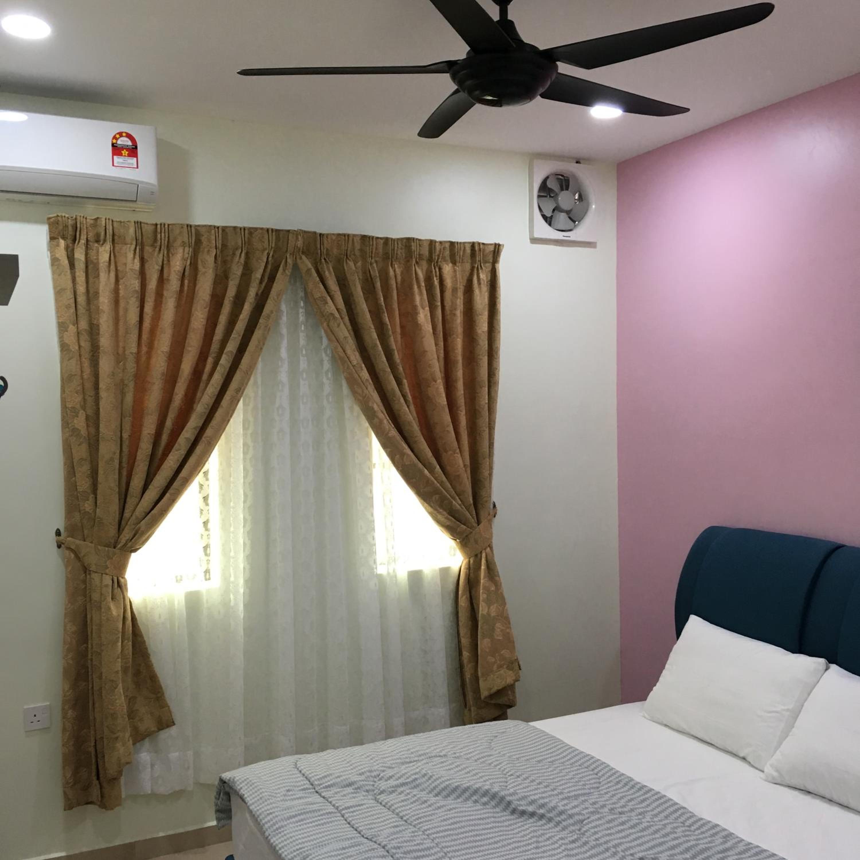 Double Room with Private Bathroom photo 3