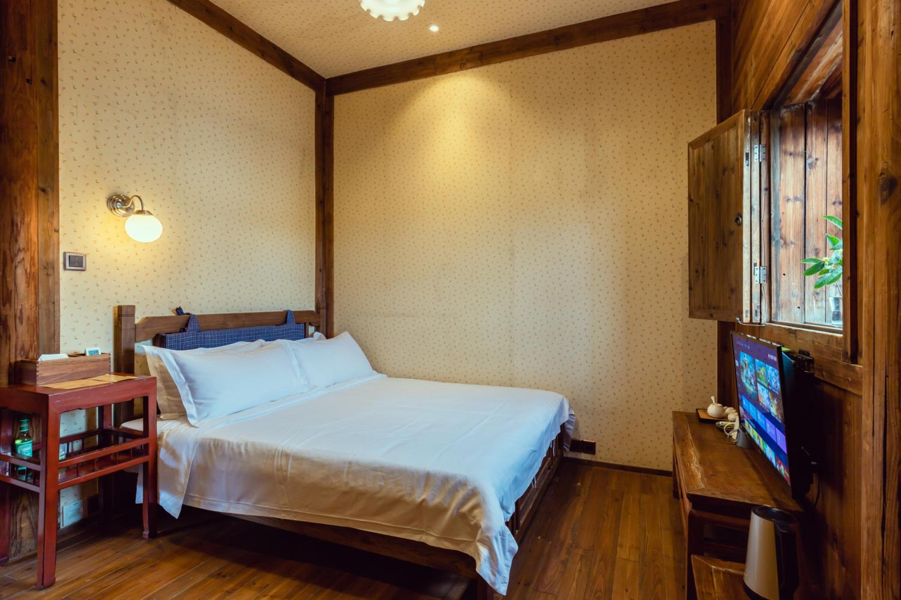 Double Room With Private Bathroom photo 2
