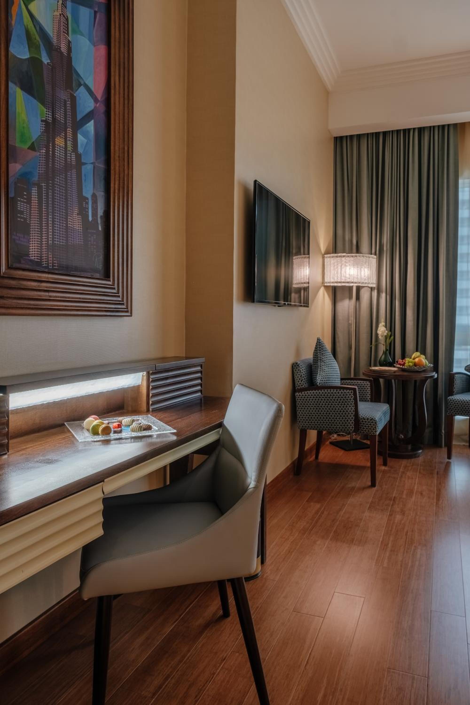 Deluxe King Room (Early check-in 11am & late check-out at 4pm + 35% discount on food & beverage, valid until 31 August 2026 only)
