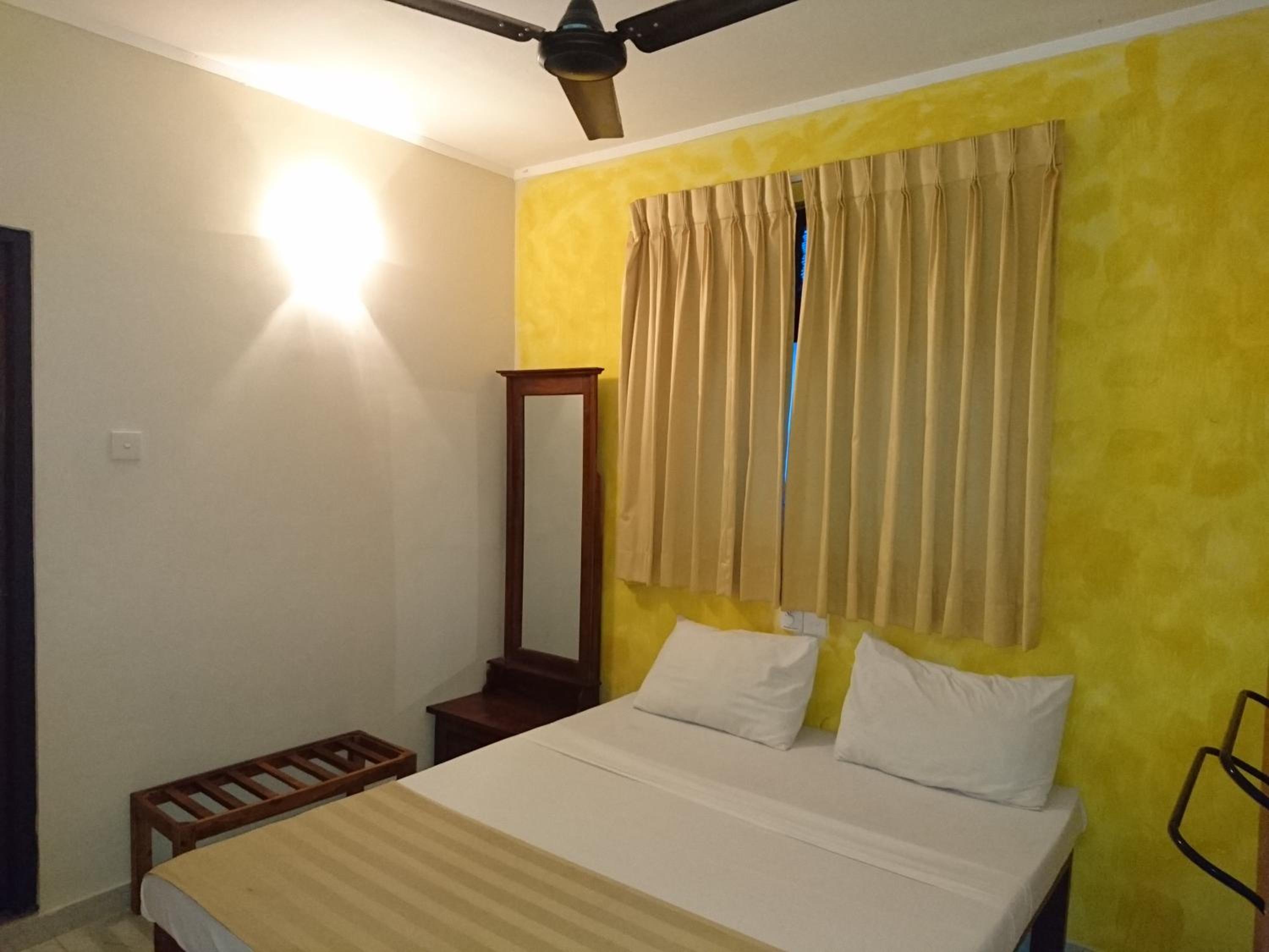 Small Double Room photo 3