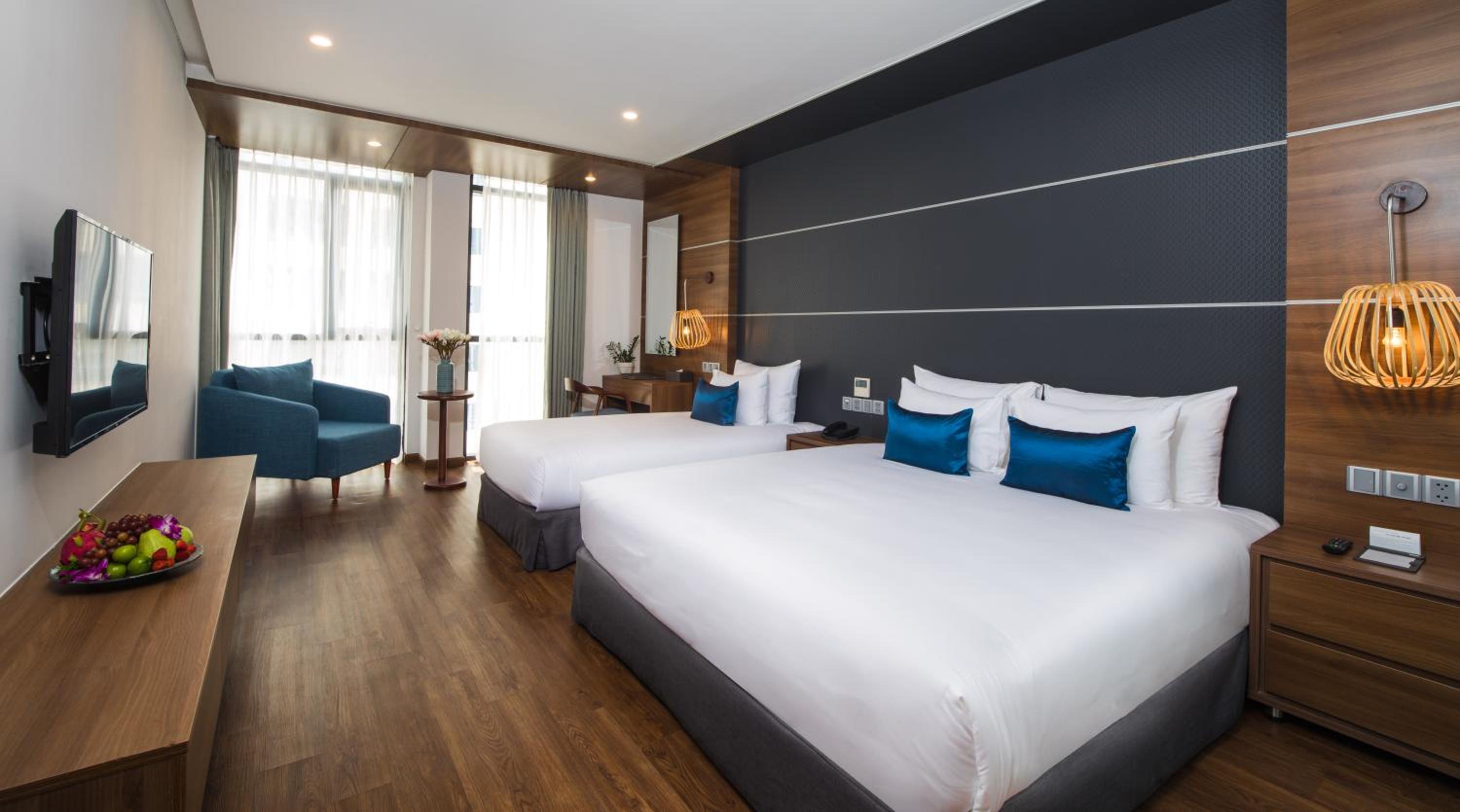 Superior Triple Room with Partial Sea View - Afternoon Tea Included