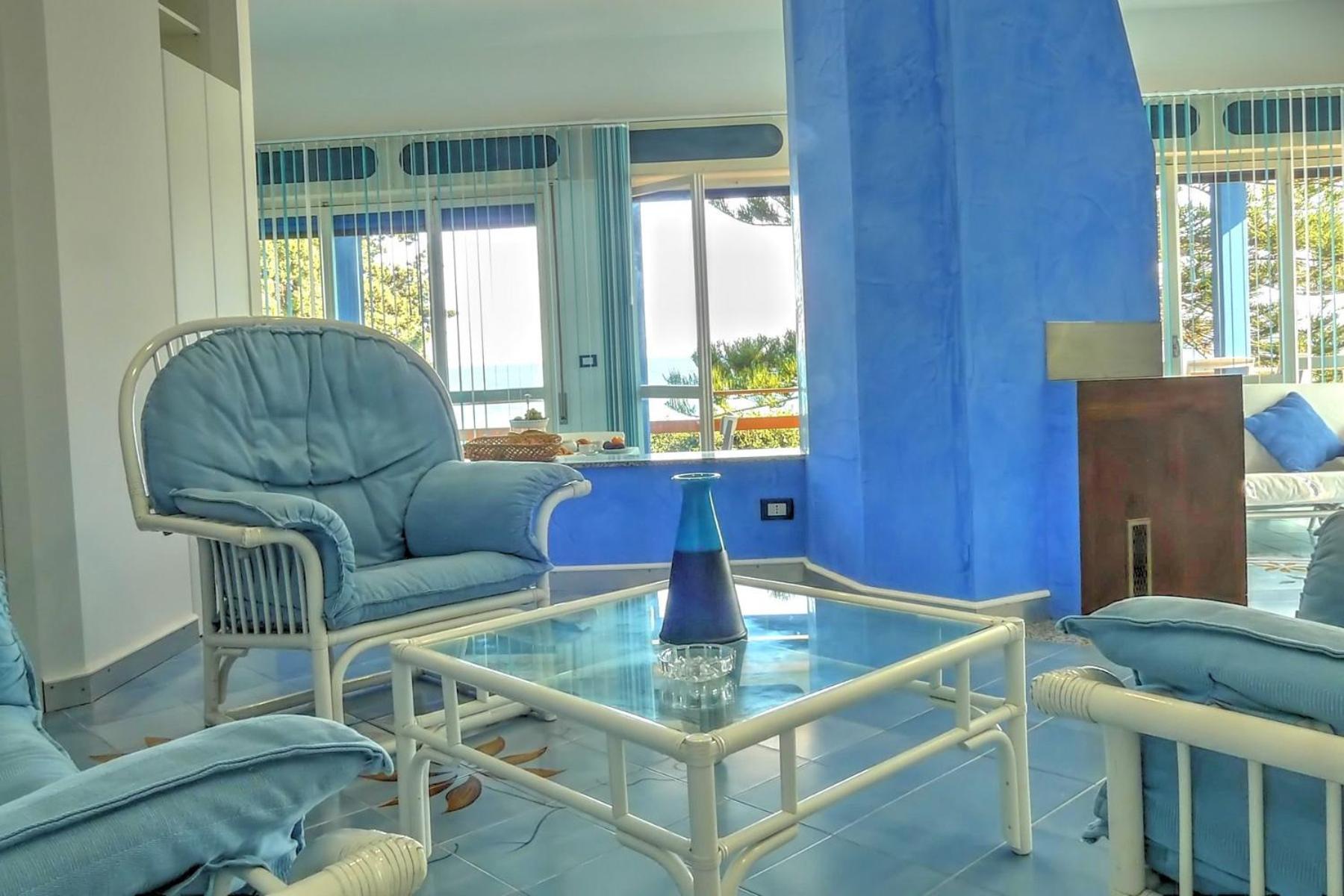 Villa photo 1