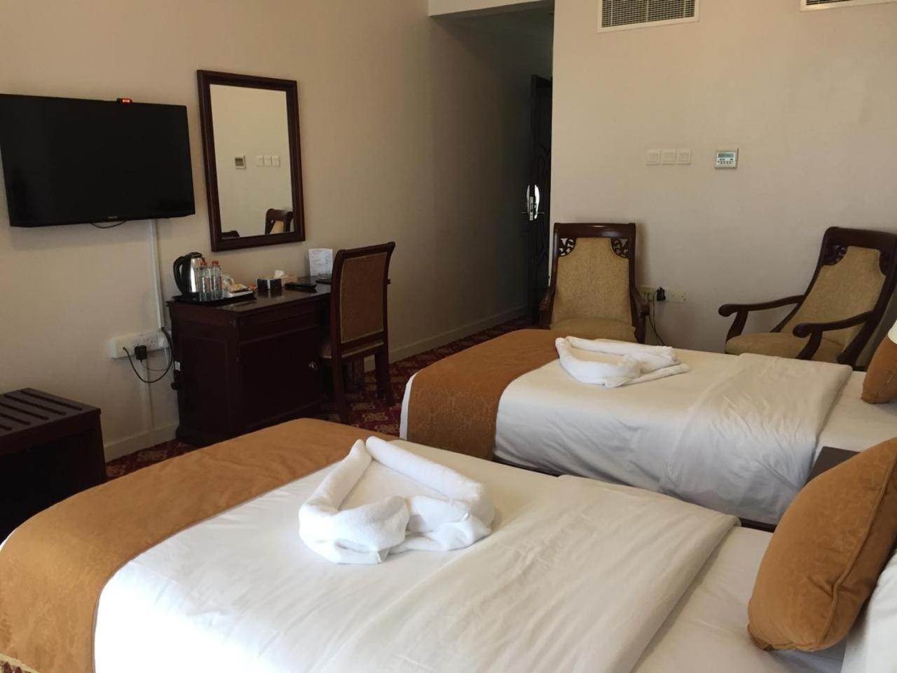 Standard Twin Room with Sea View
