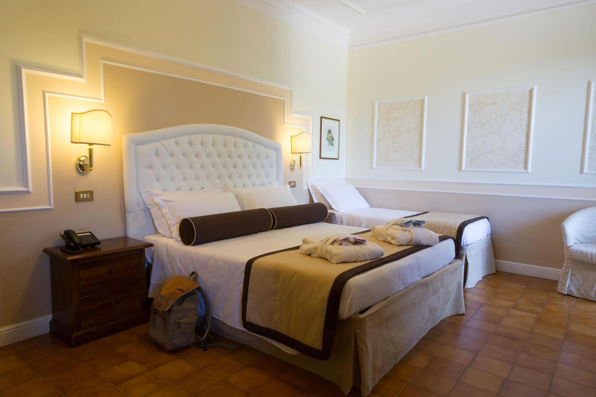 Triple Room with Mountain View and Spa Access photo 1