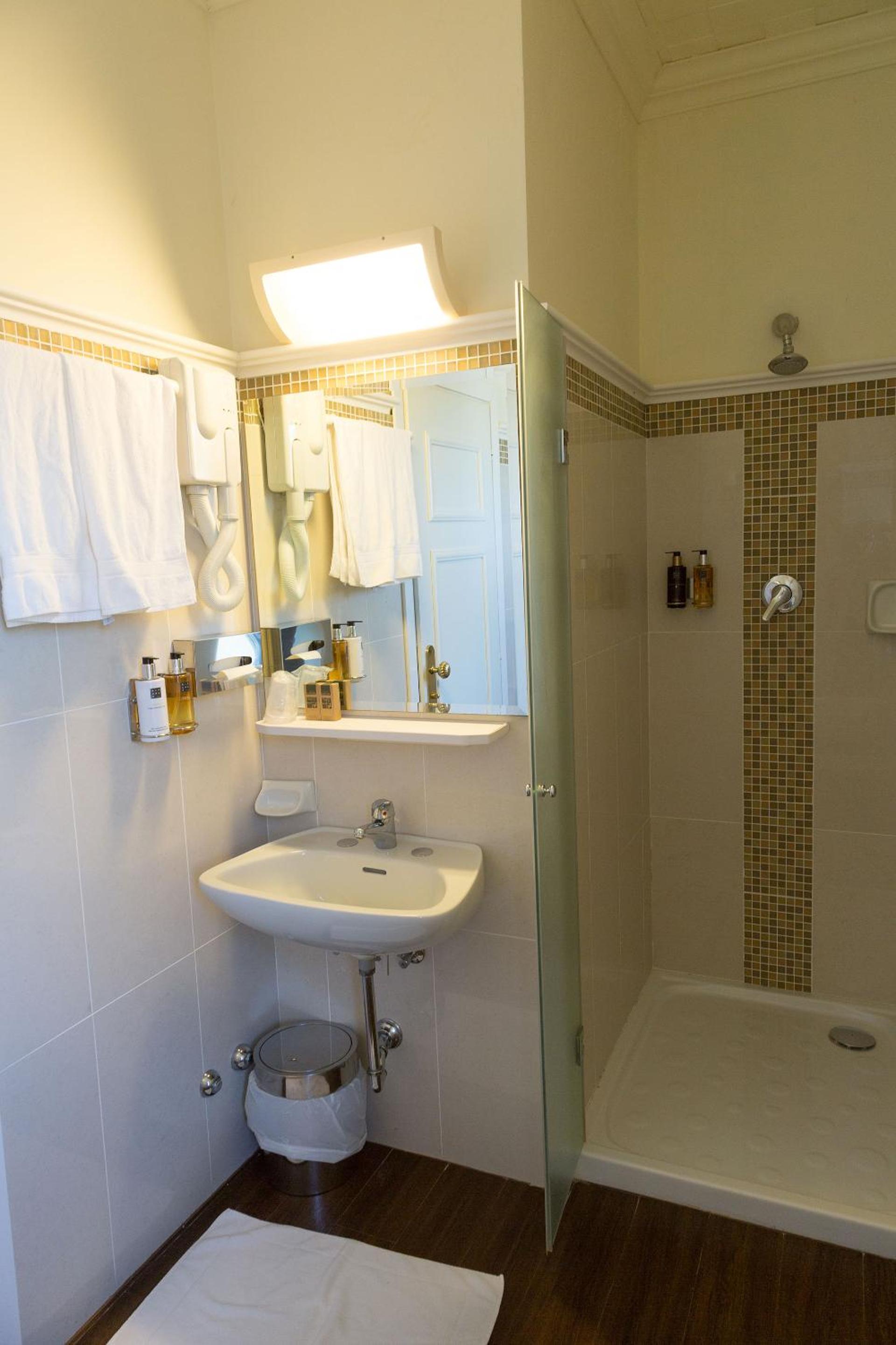 Triple Room with Mountain View and Spa Access photo 2