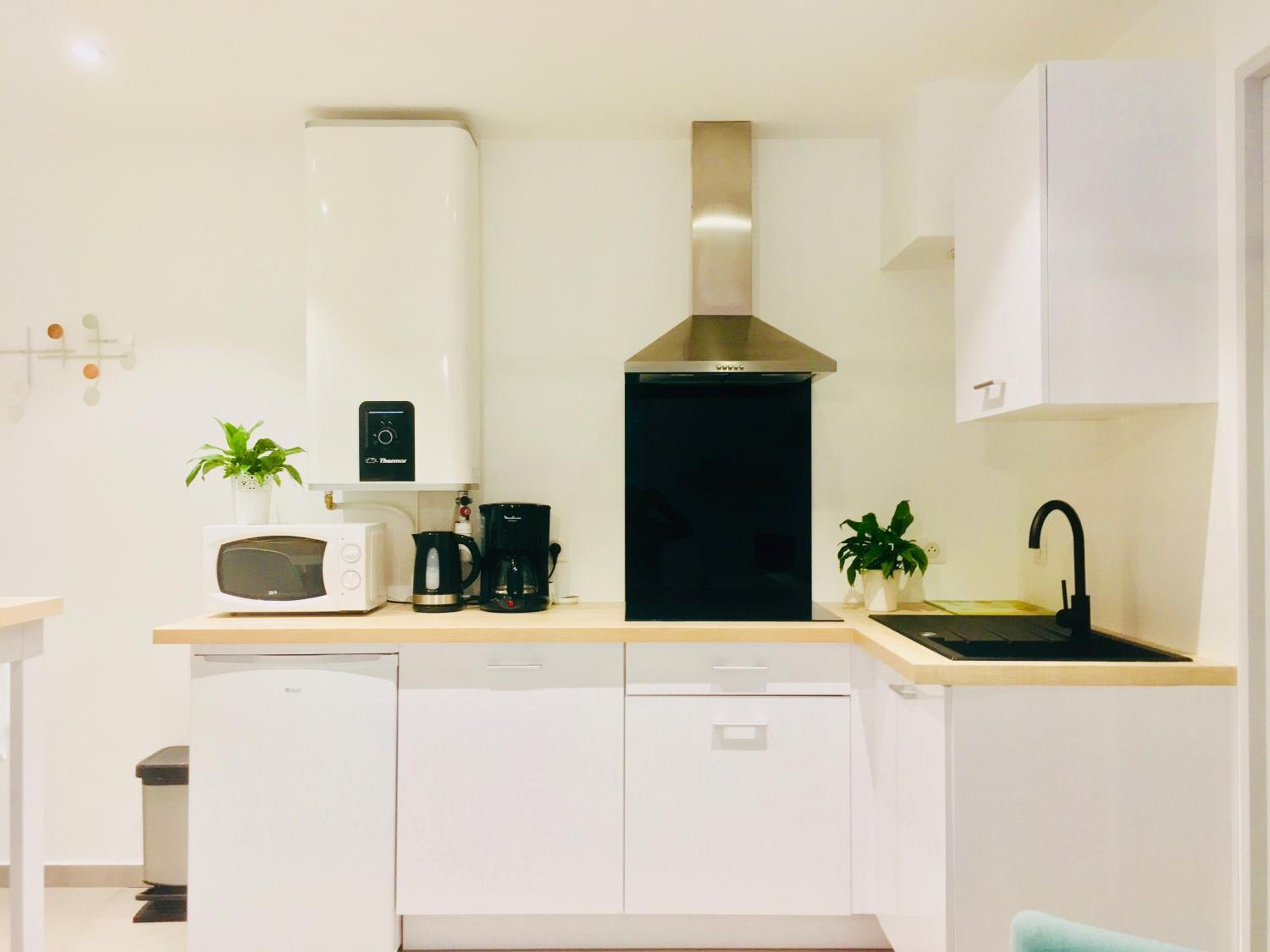 Studio Apartment photo 2