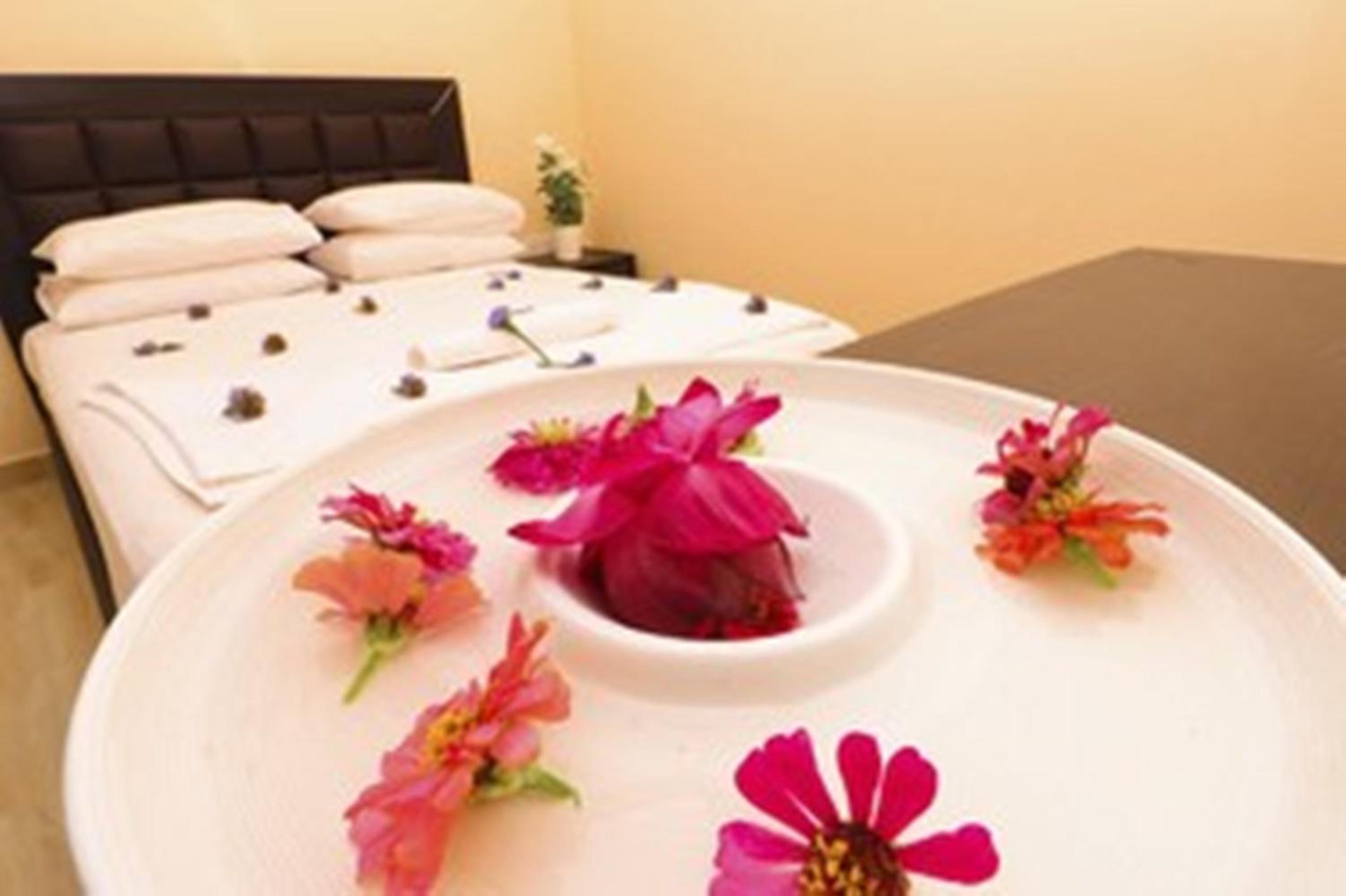 Deluxe Double Room with Balcony photo 3