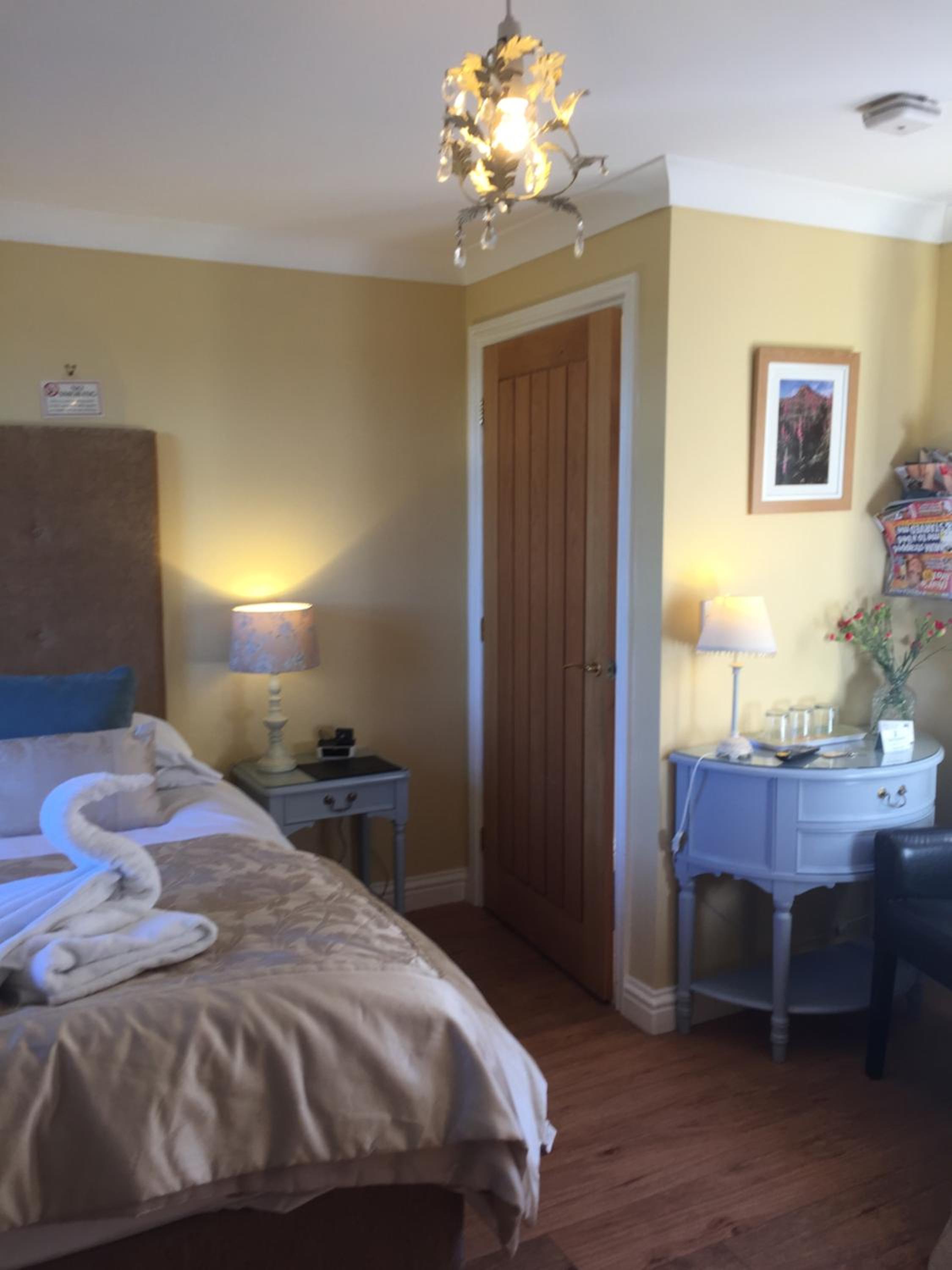 Deluxe Double or Twin Room - Photo 4