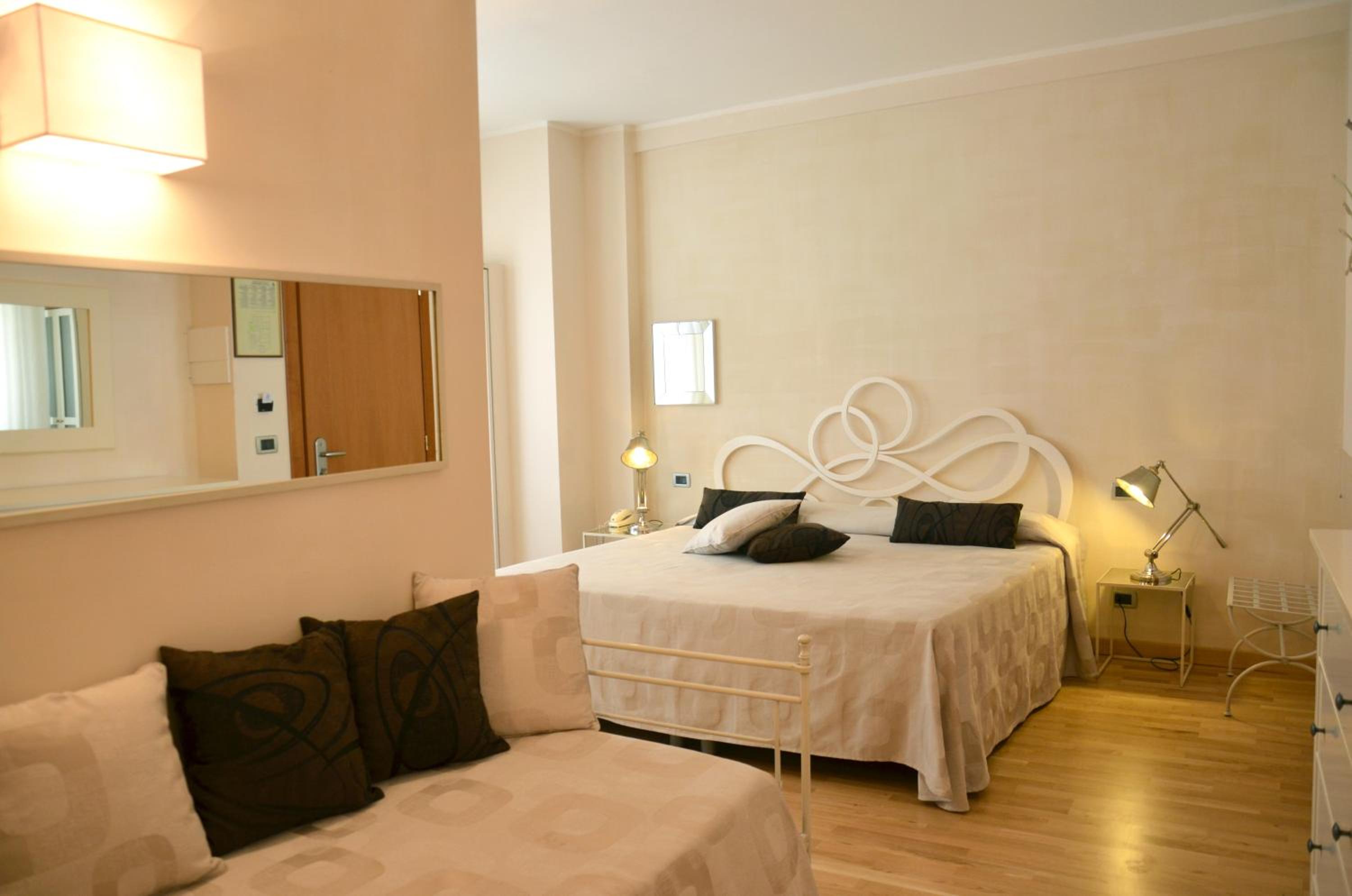 Junior Suite - Photo 6
