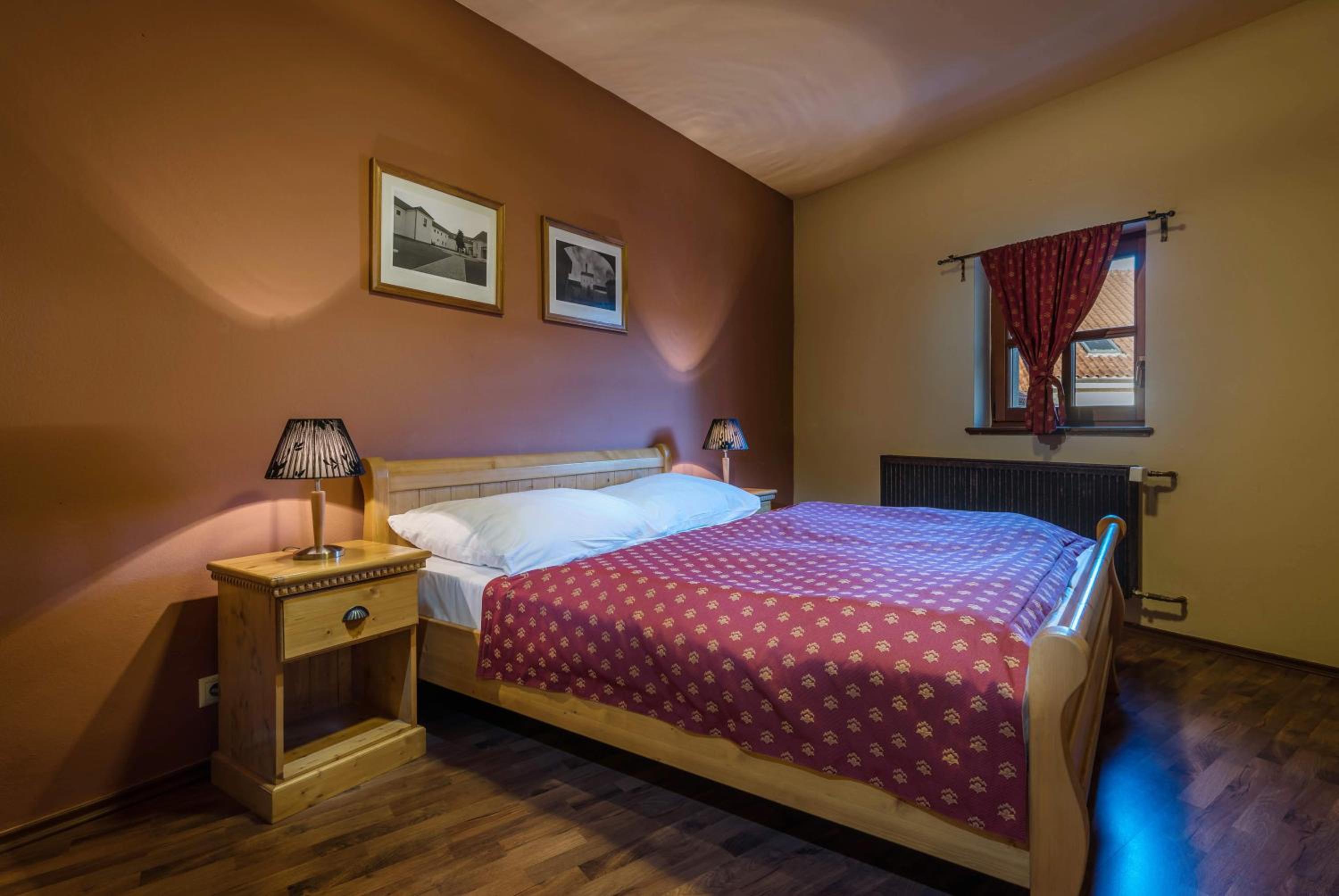 Single Room photo 2