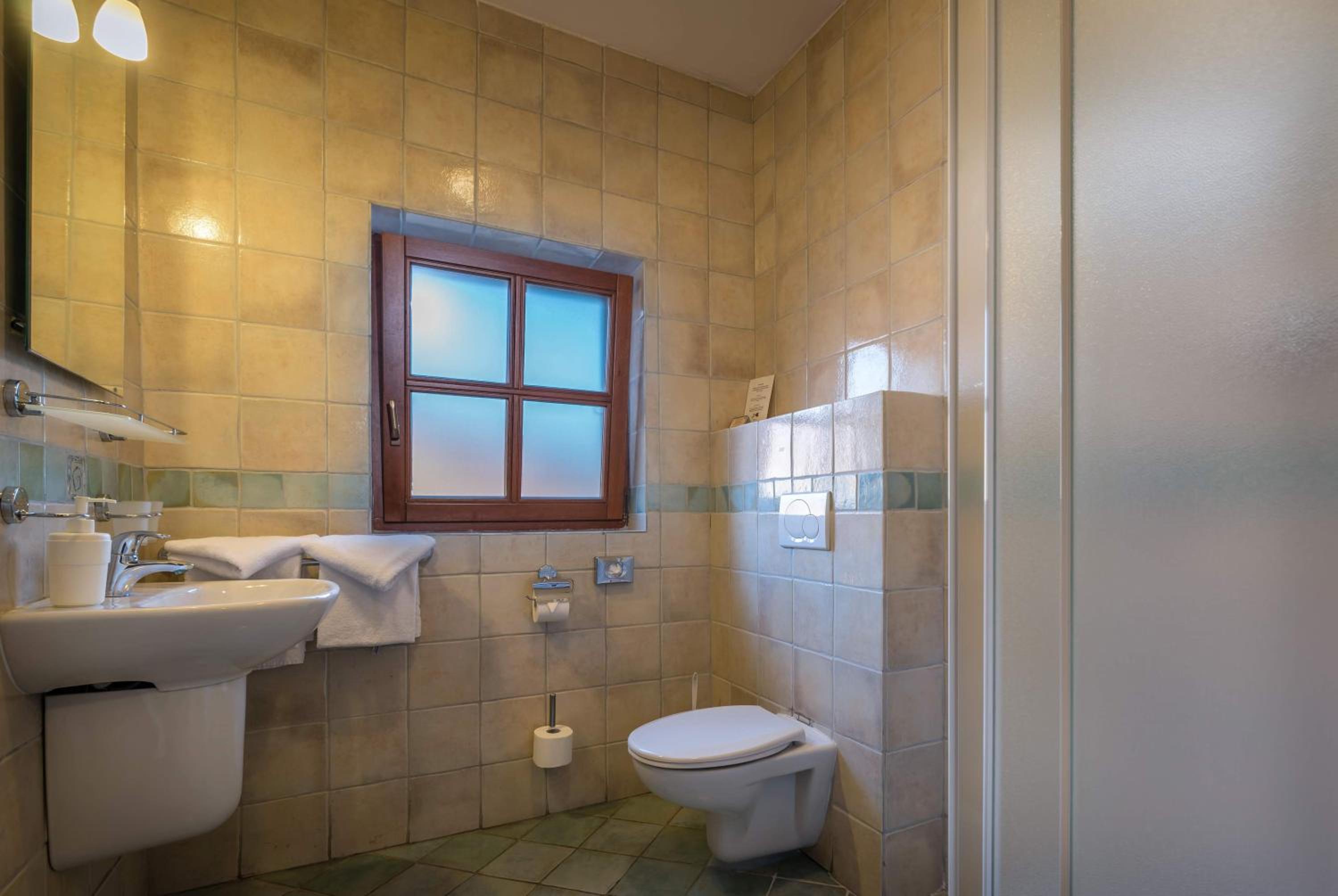 Single Room photo 3