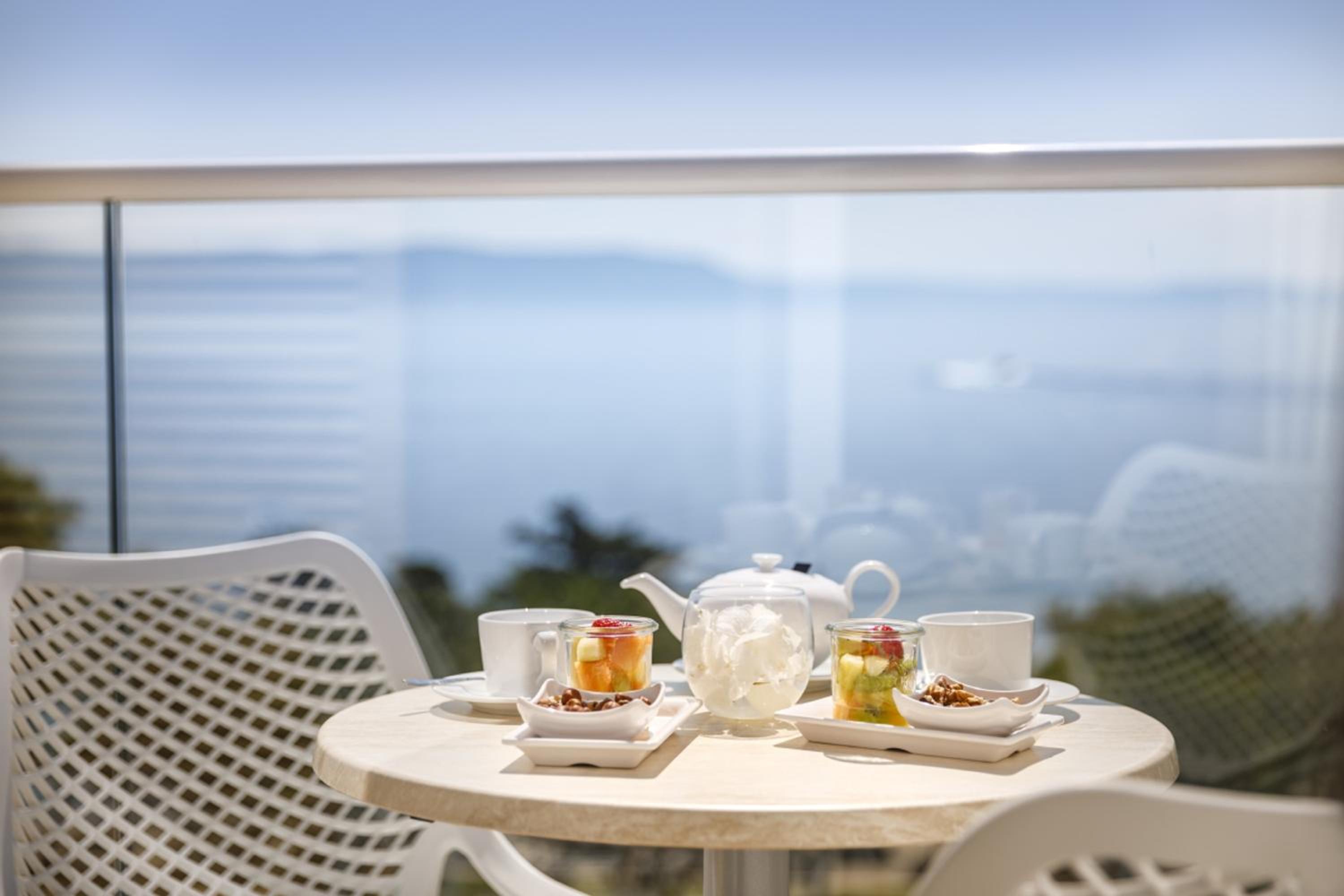 Room for 2 Seaview - Designed for Adults - Photo 6