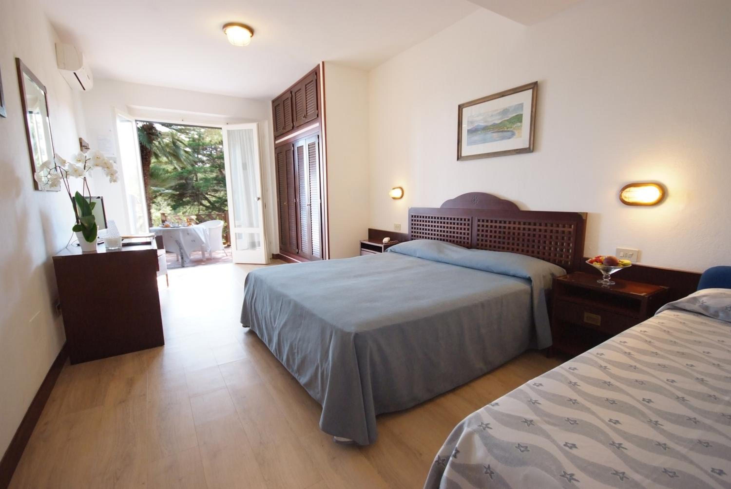 Quadruple Room photo 3
