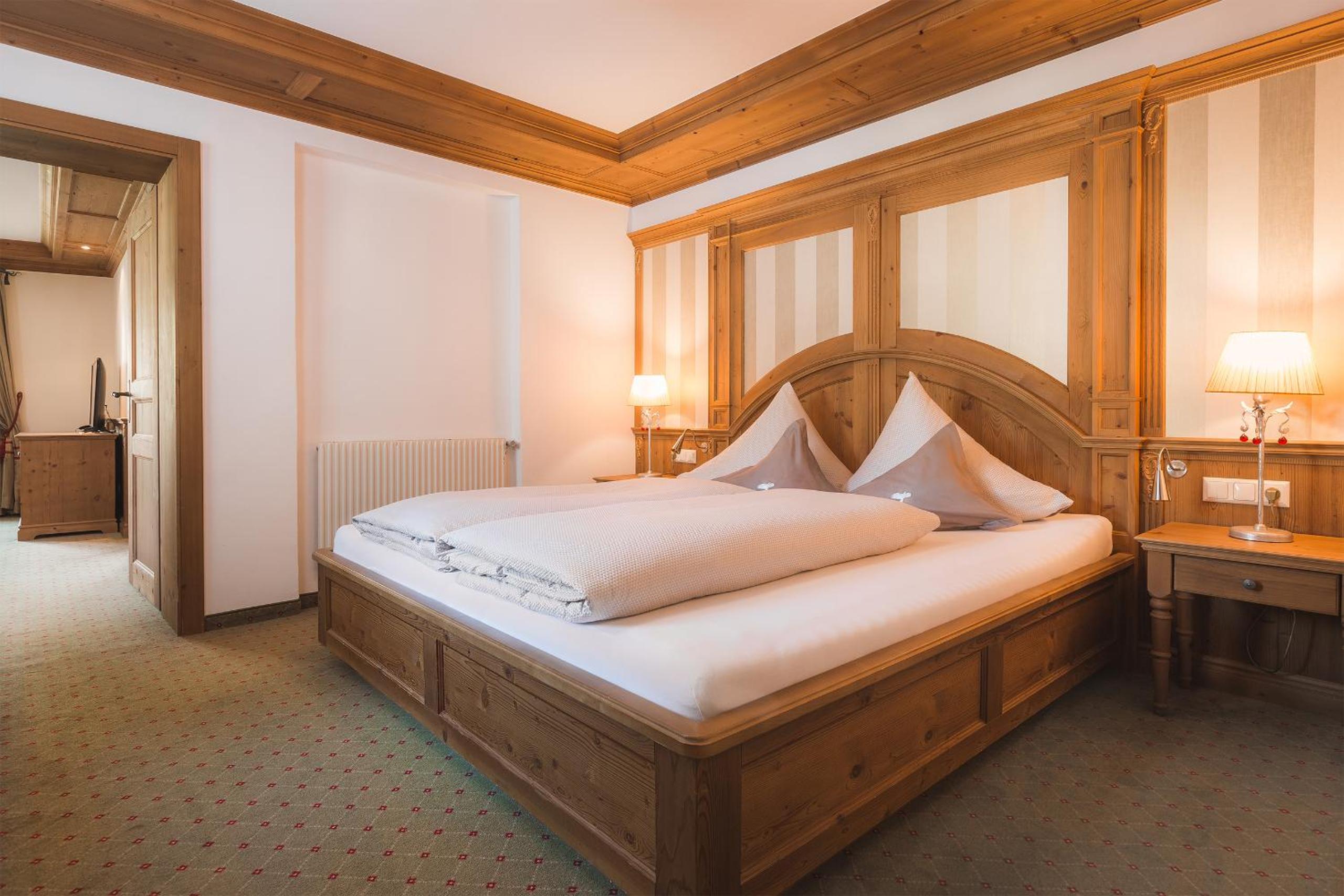 Deluxe Family Suite