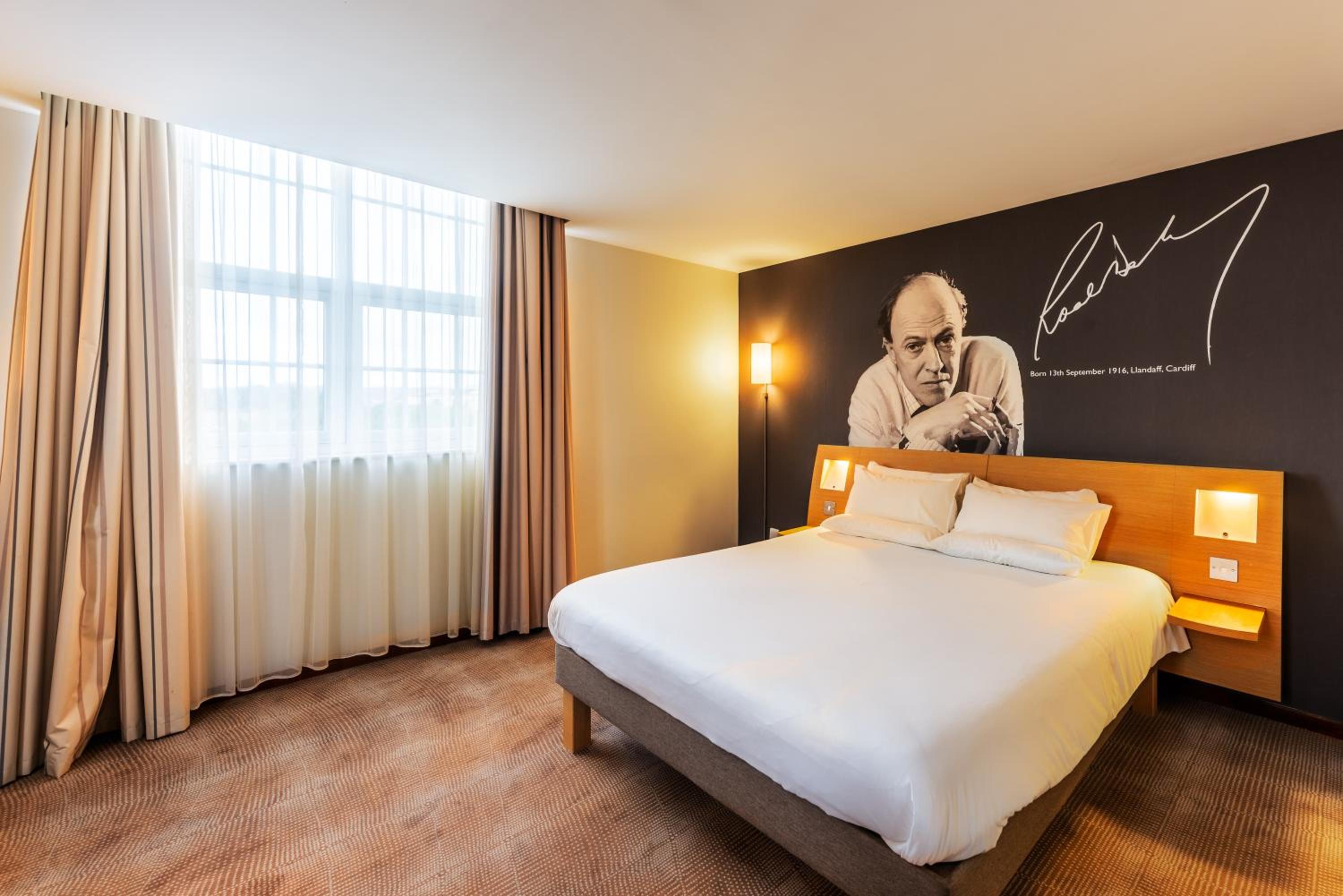 Executive Room - Photo 3