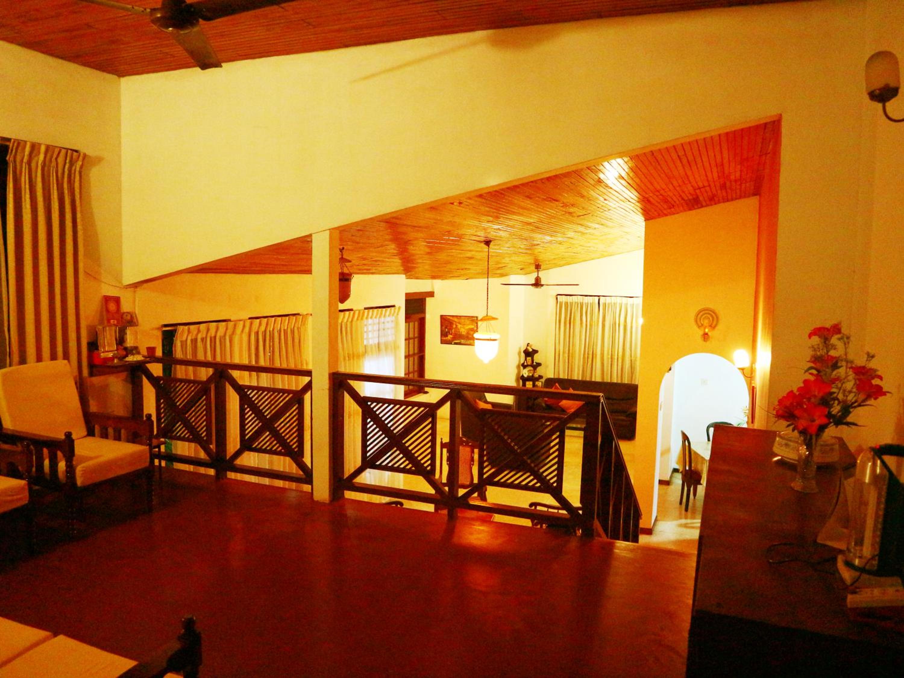 Deluxe King Room photo 3