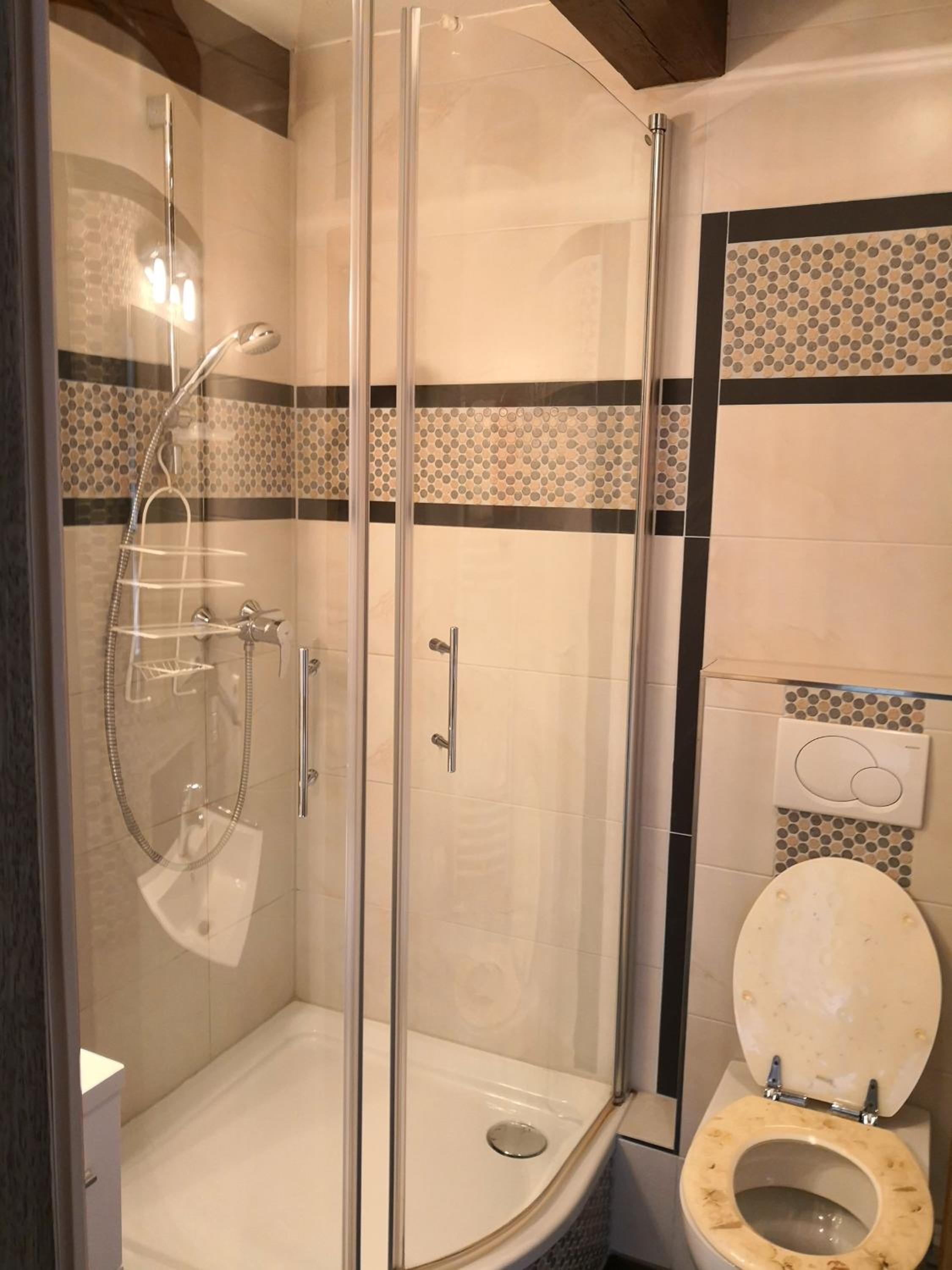 Double Room With Private Bathroom photo 2