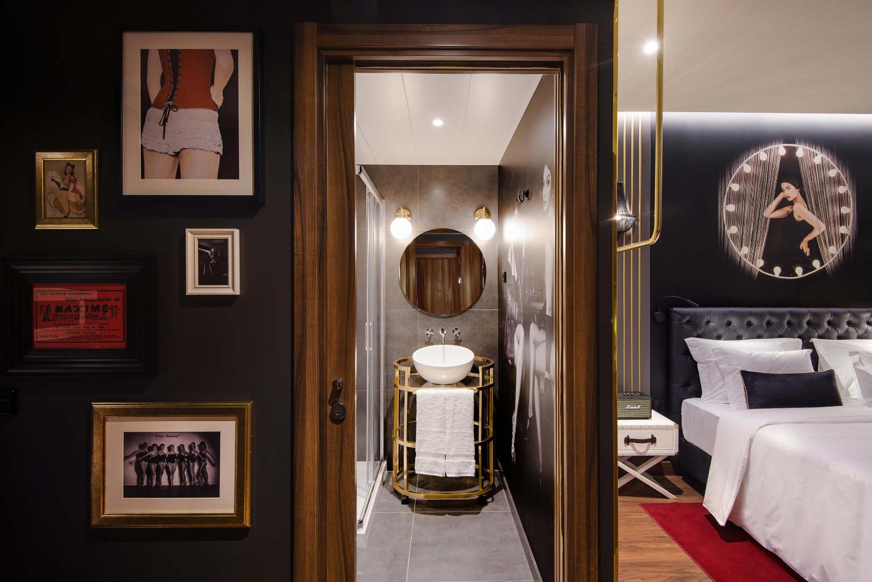 Deluxe Twin Room photo 3