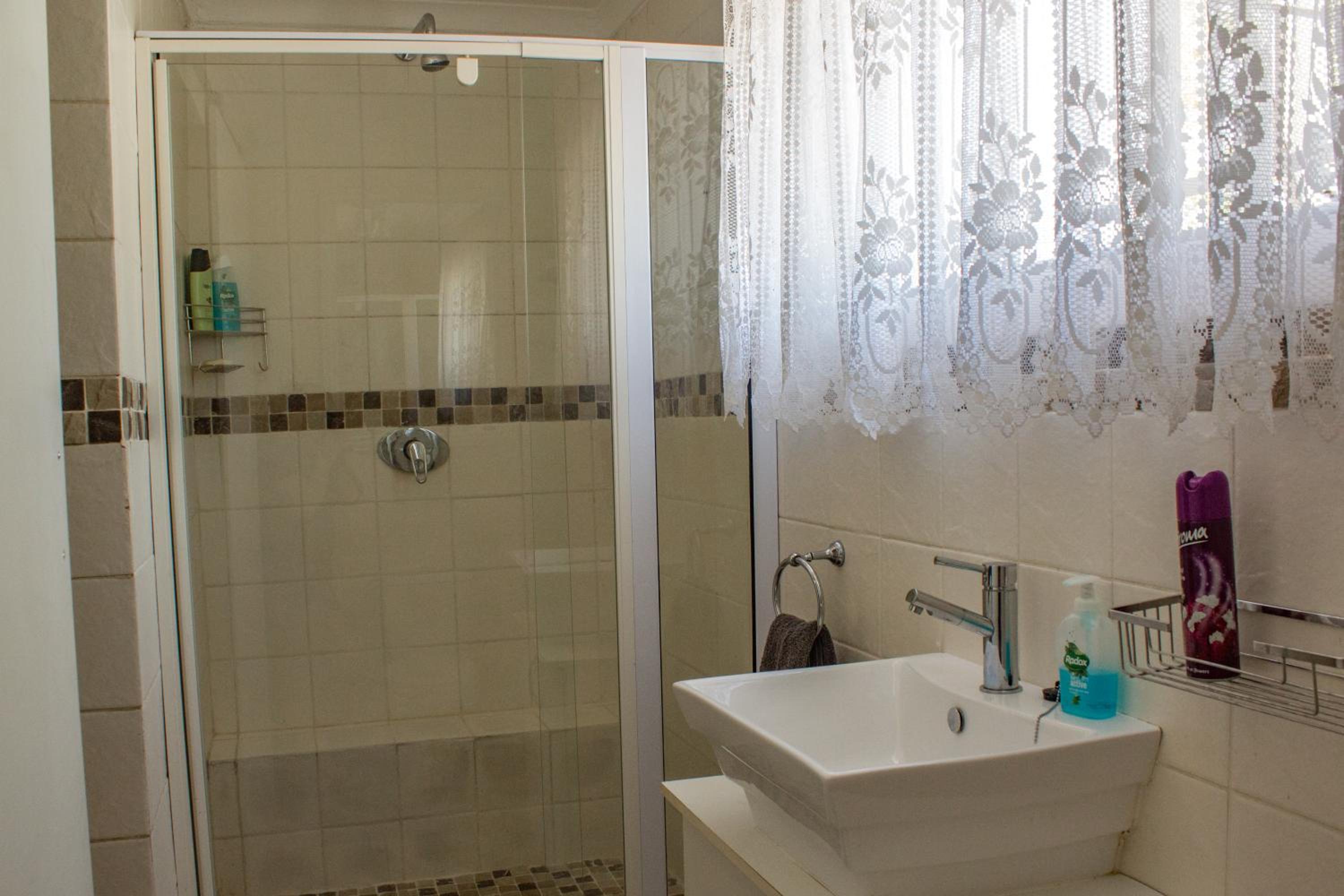 Family Room with Shower photo 2