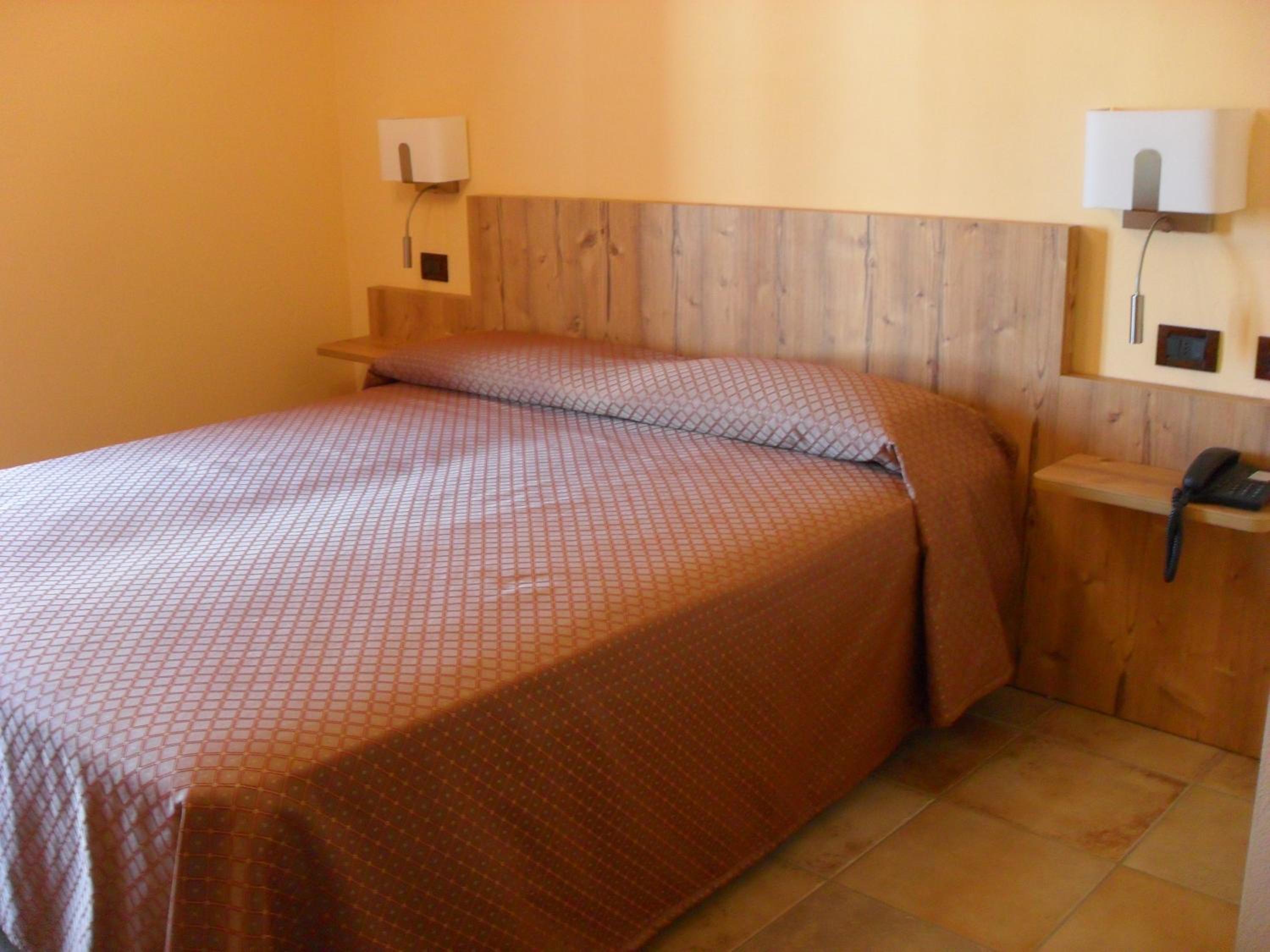 Double or Twin Room photo 2