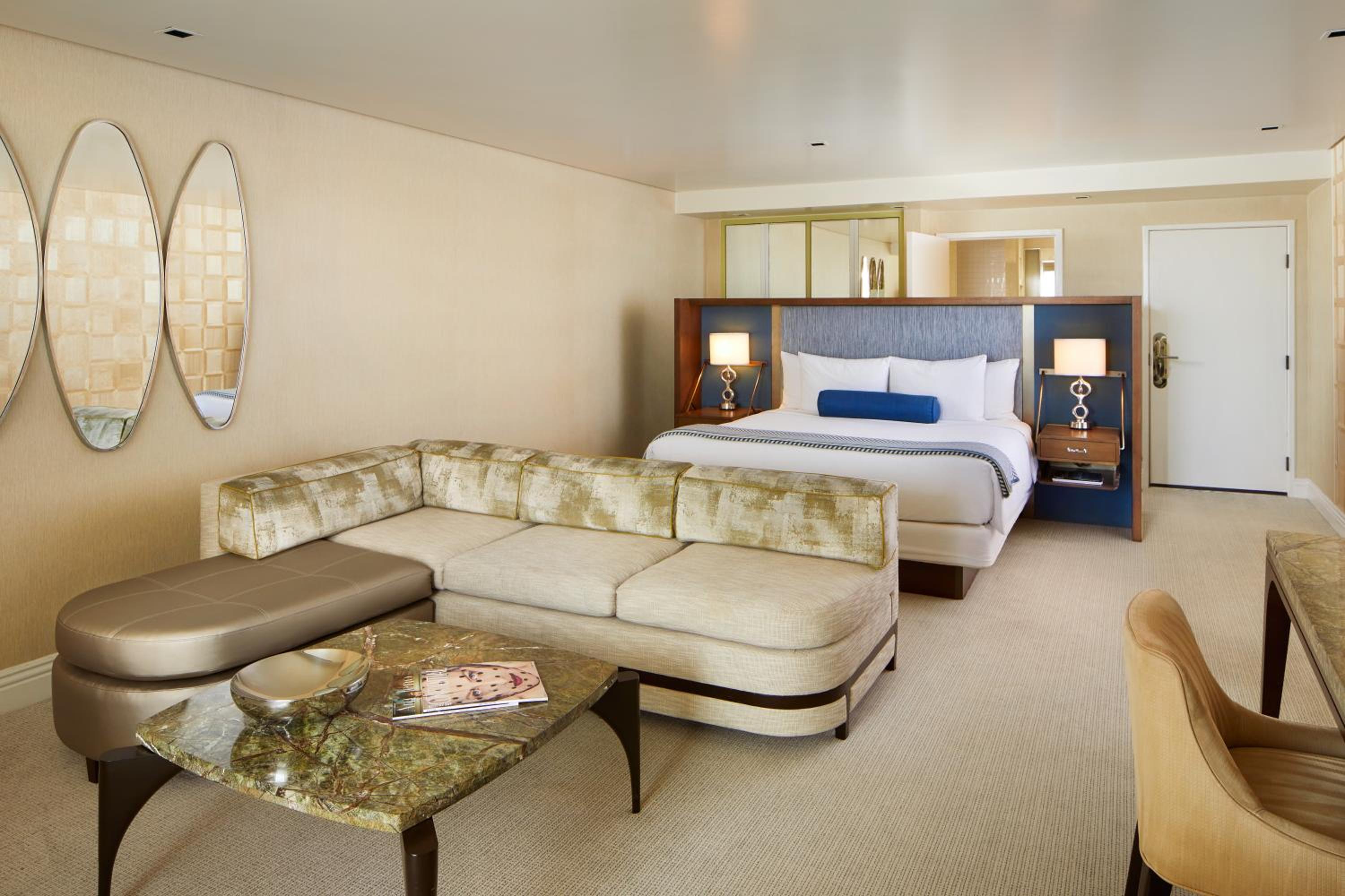 Crown Suite
