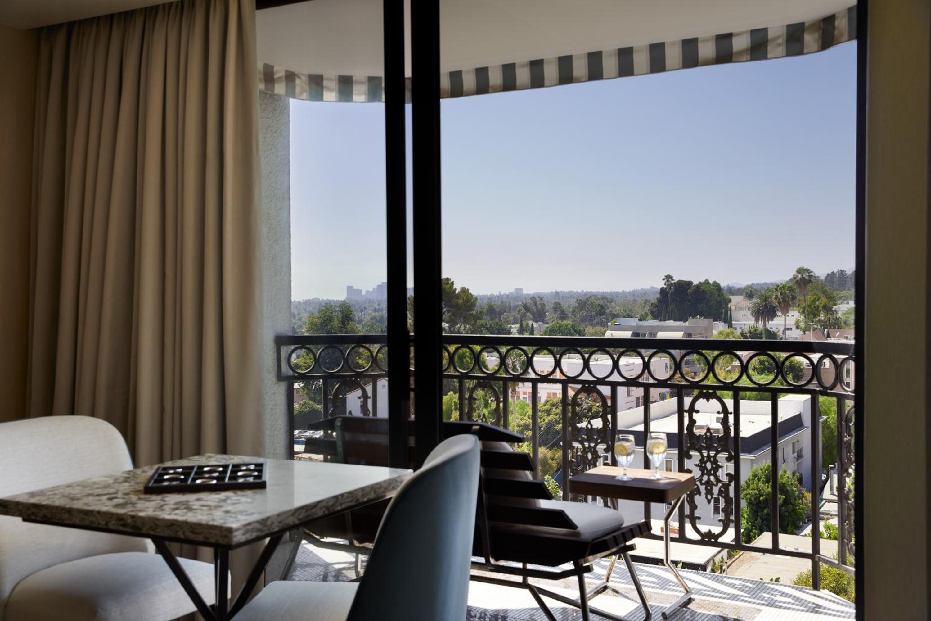 Vista Suite
