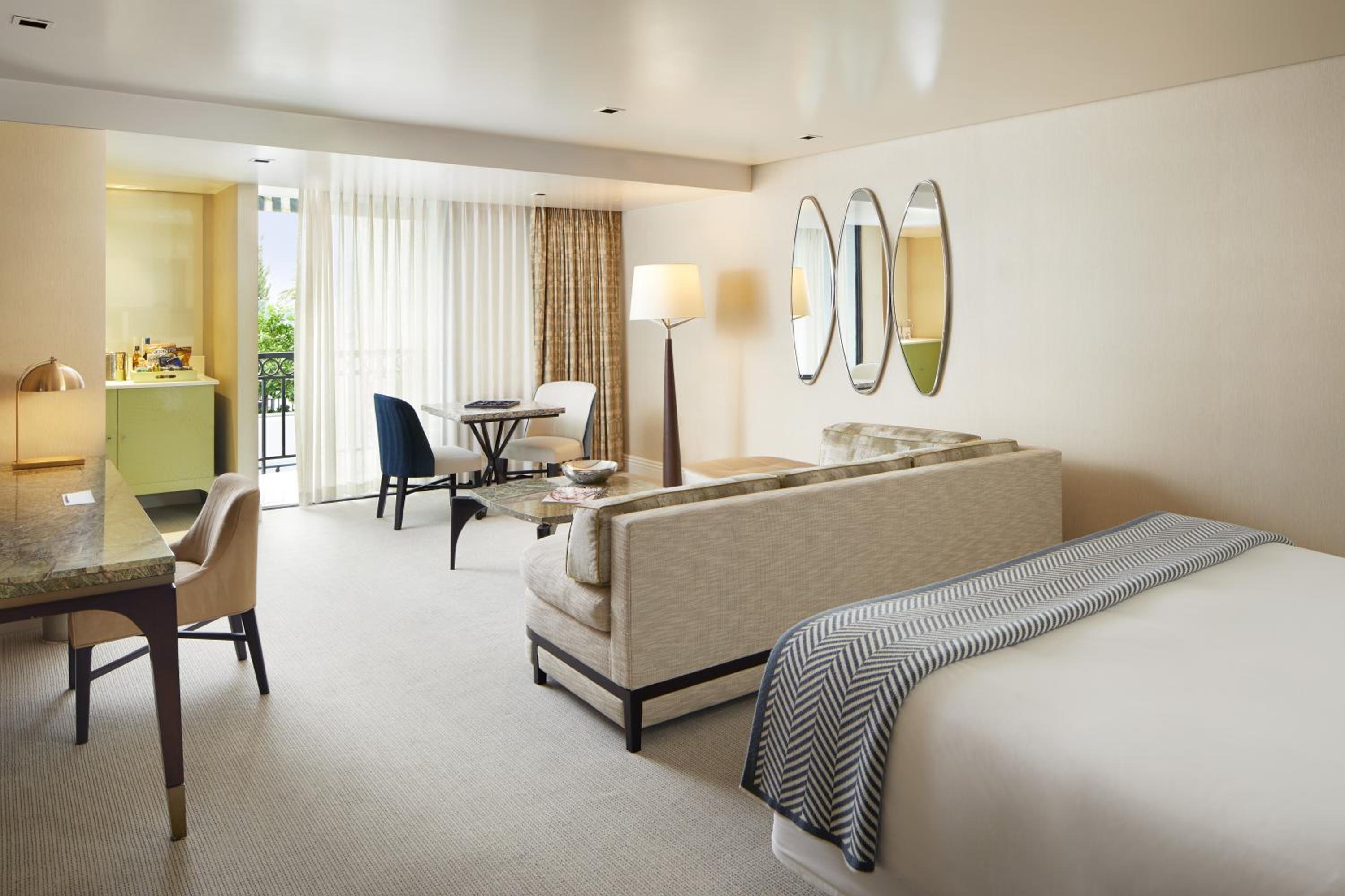 Crown Suite