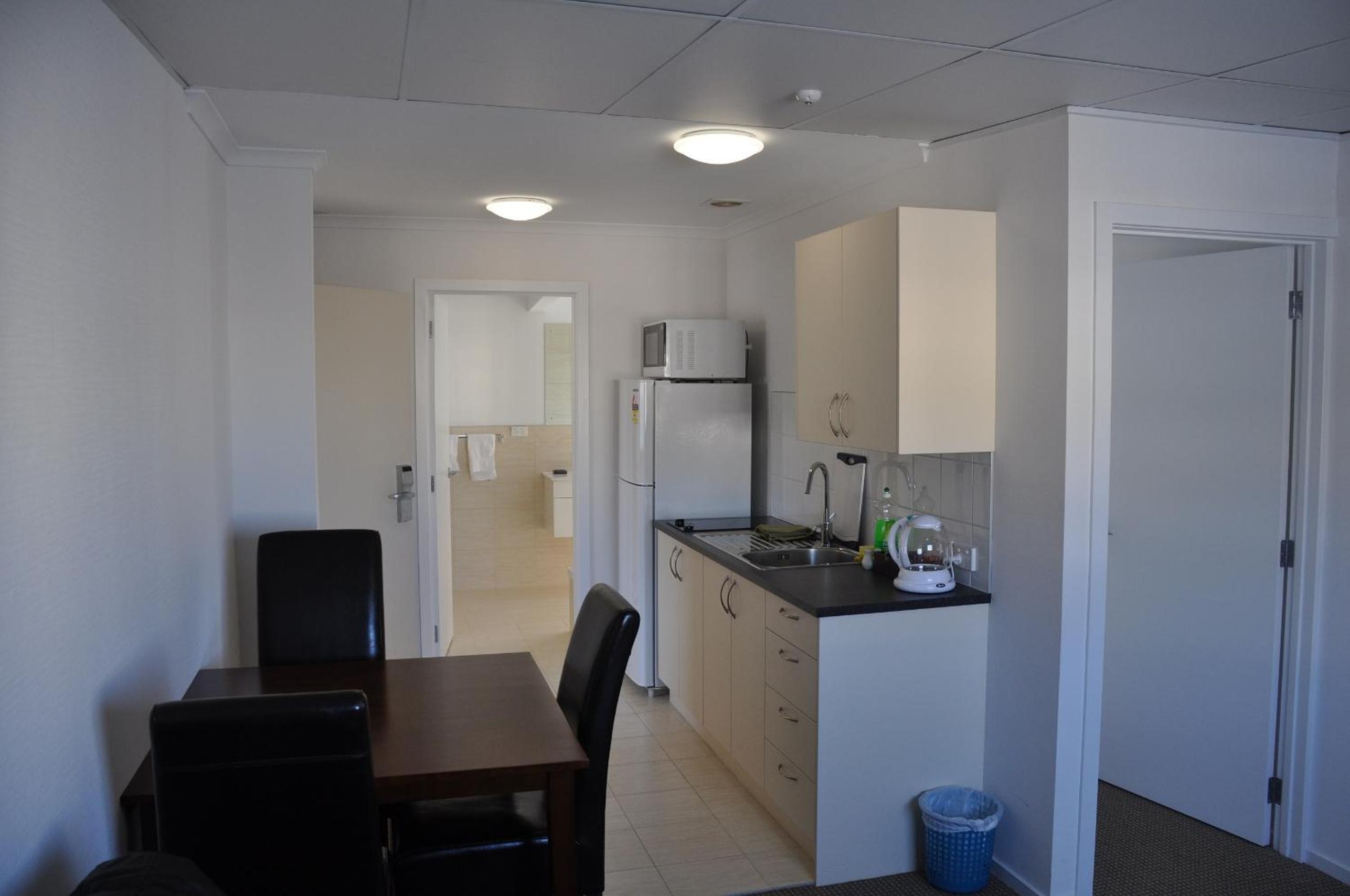 Two-Bedroom Apartment - Photo 2