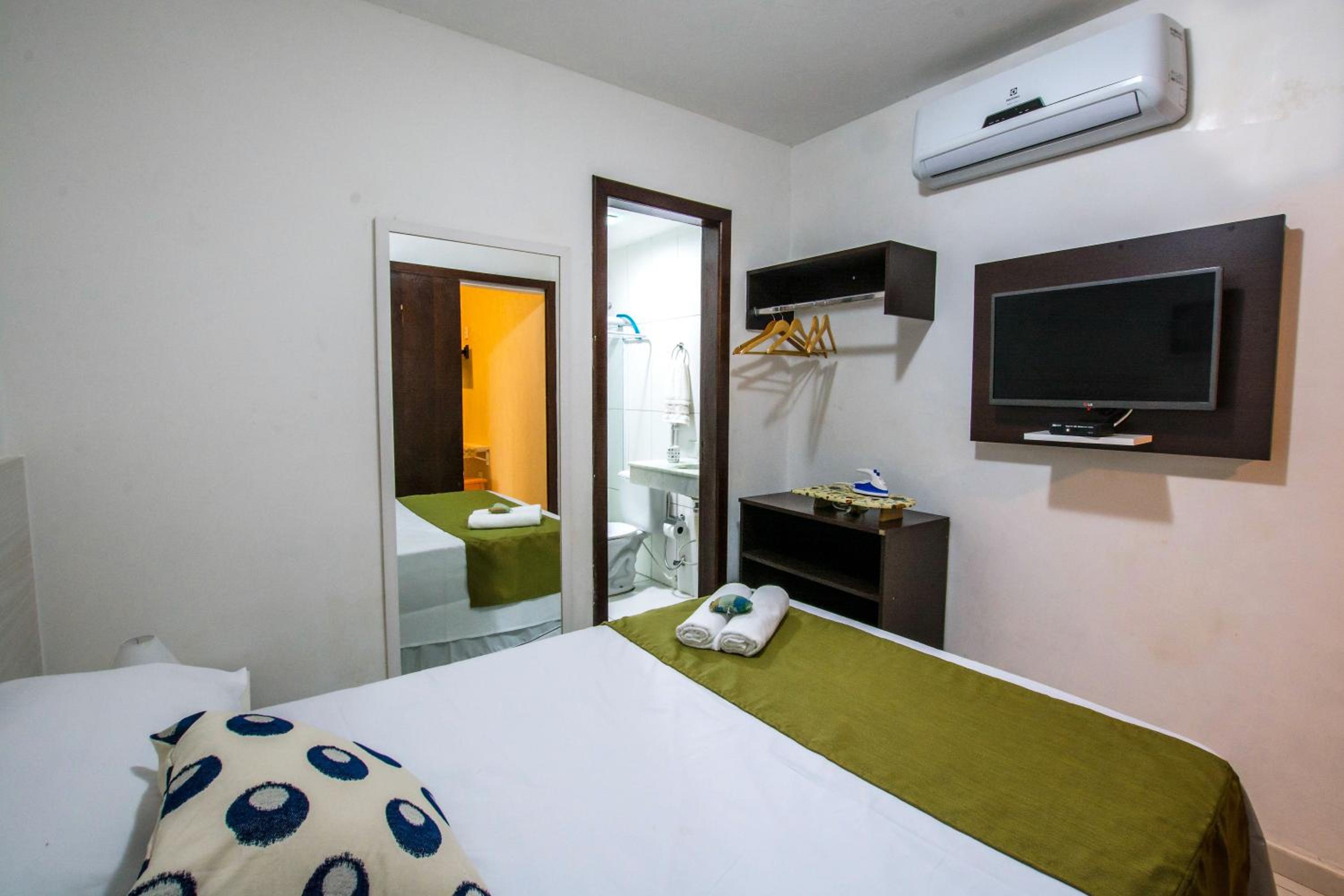 One-Bedroom Apartment photo 3
