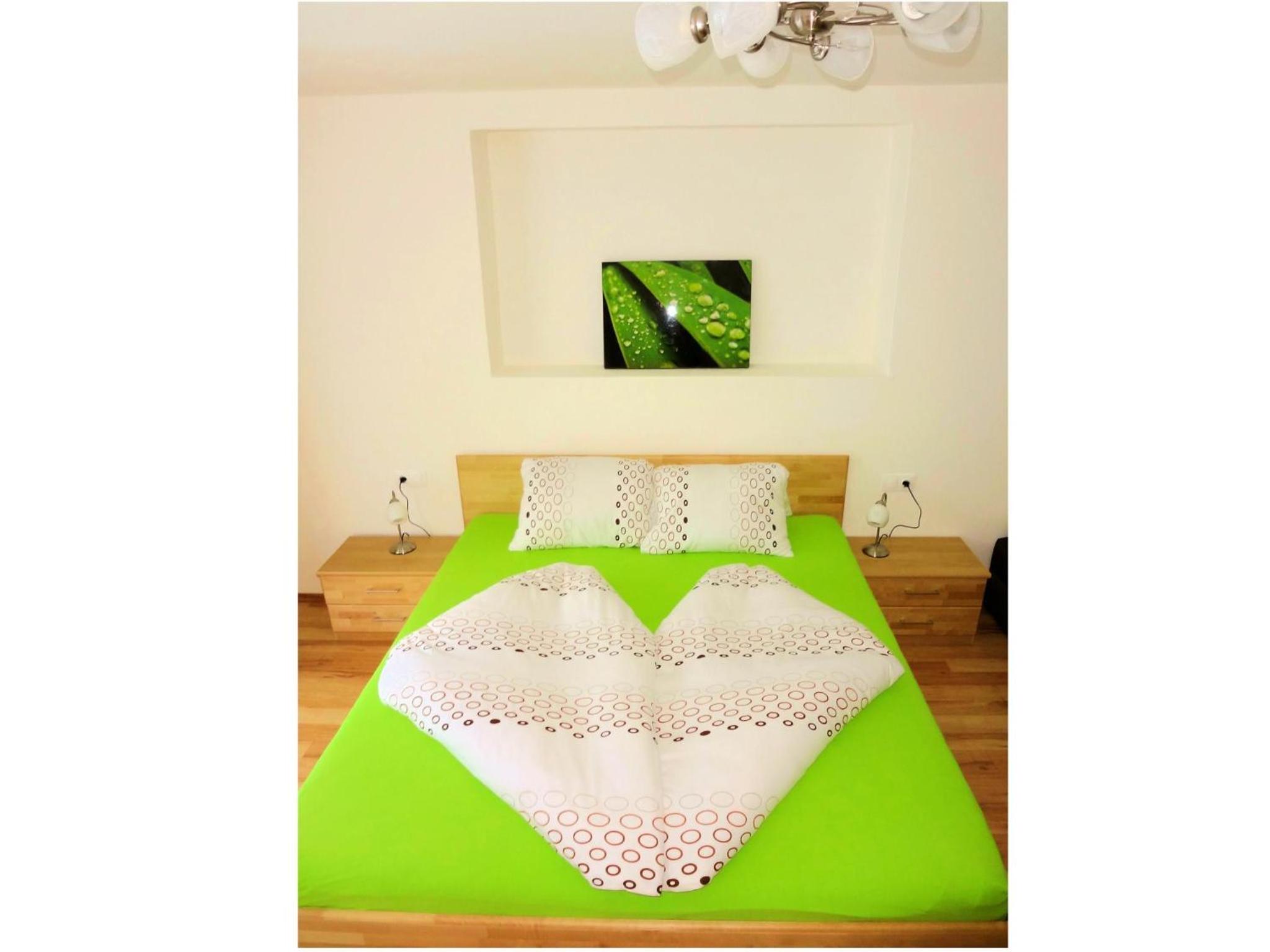One-Bedroom Apartment with Terrace photo 3