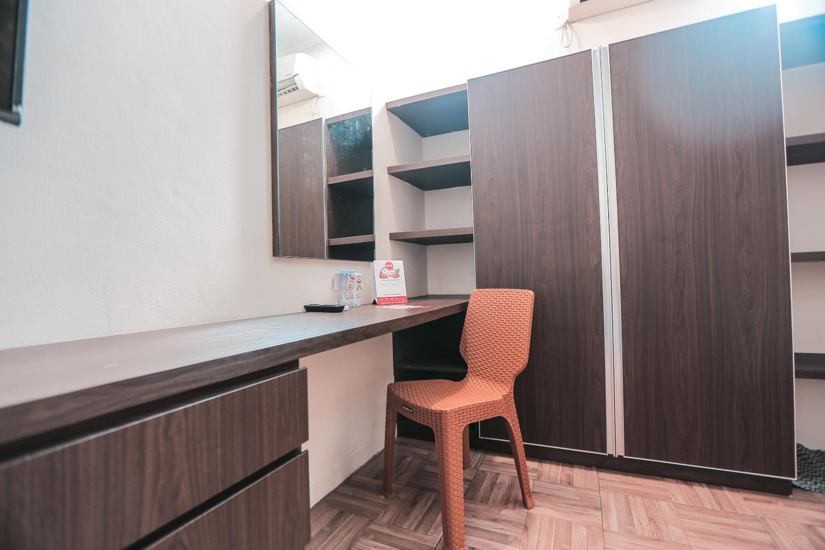 Standard Double Room - Photo 10