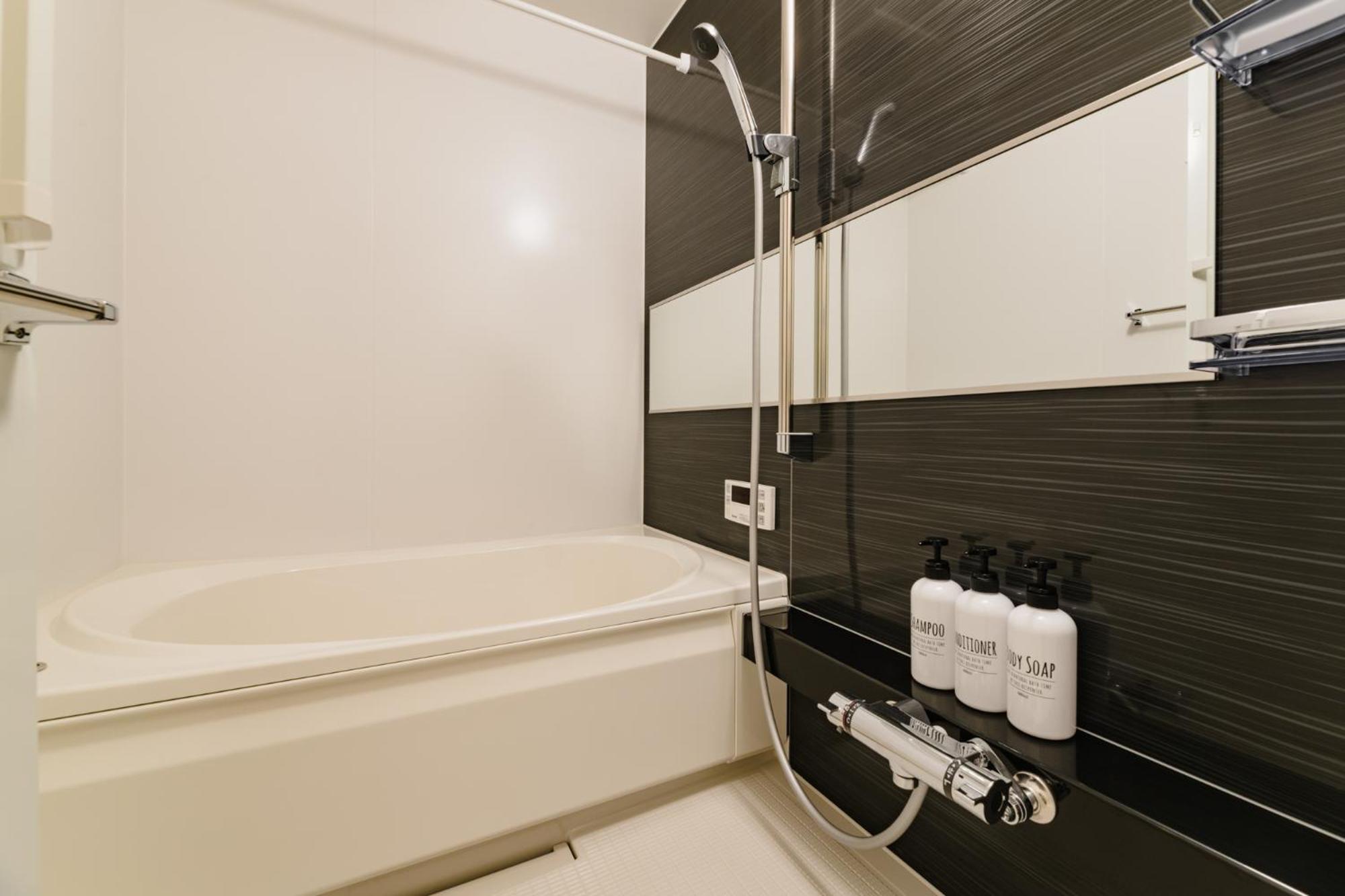 Studio Apartment - Photo 34