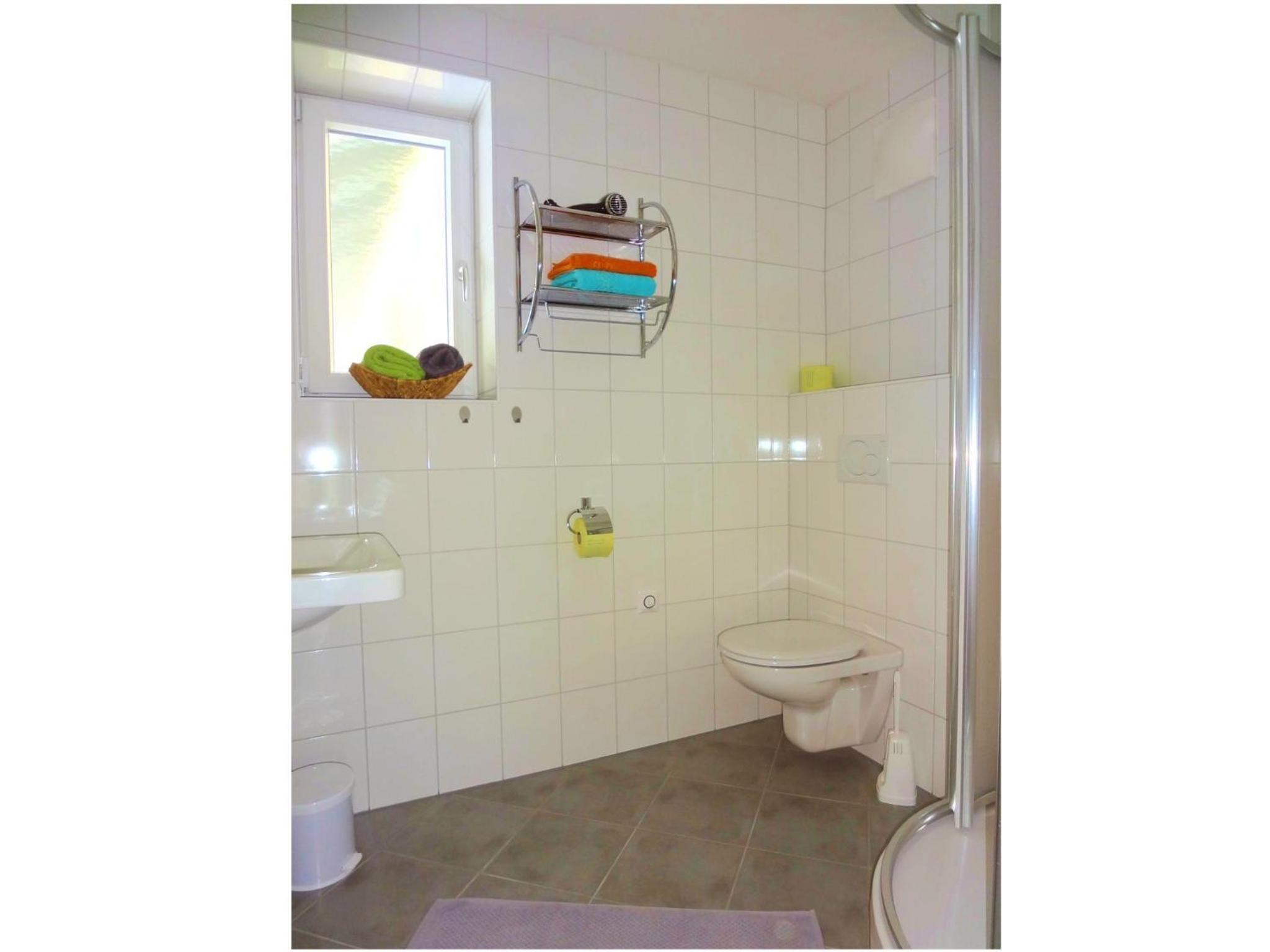 Three-Bedroom Apartment with Balcony photo 3