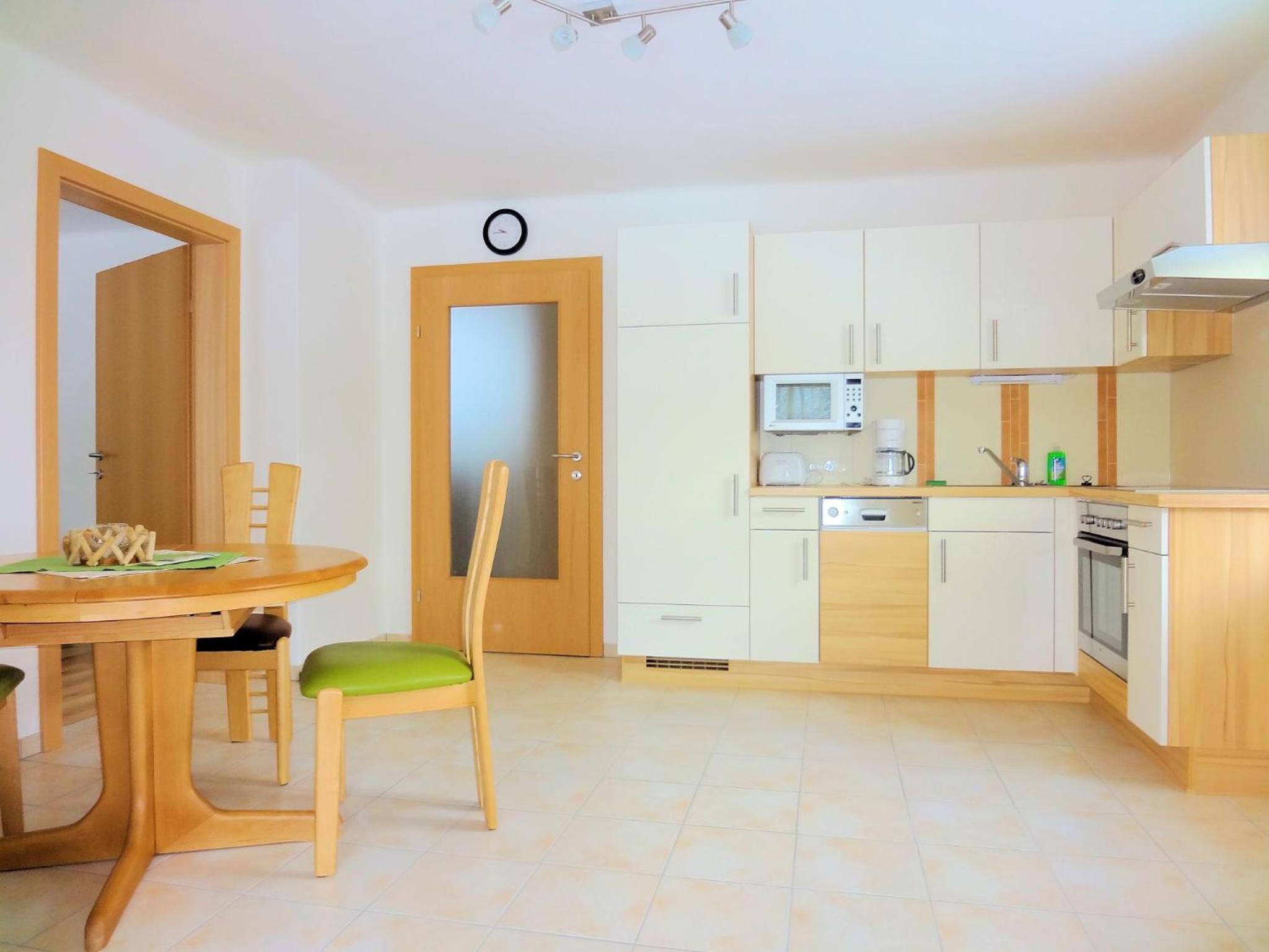 Two-Bedroom Apartment with Balcony photo 3