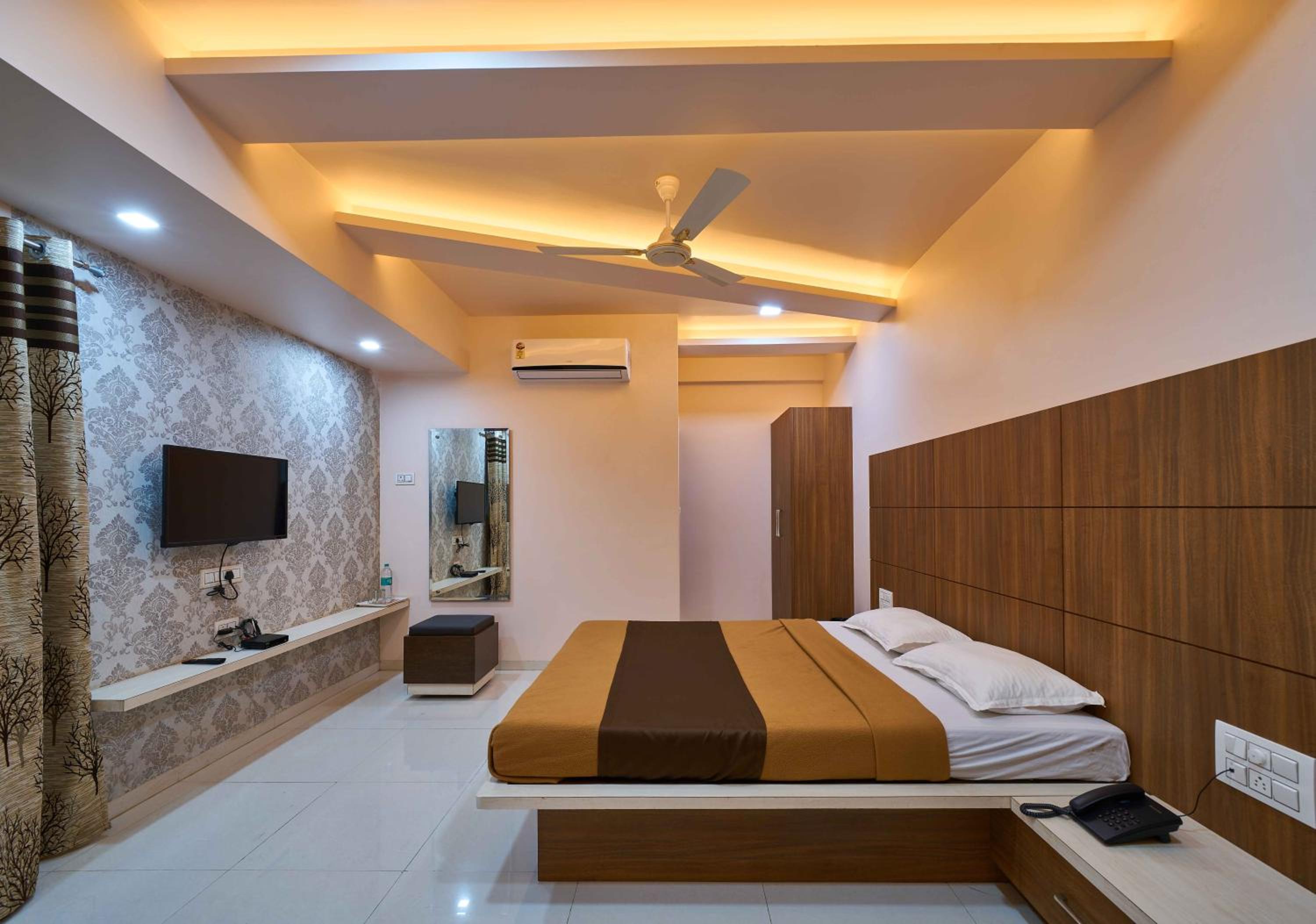 Executive Double Bed AC room