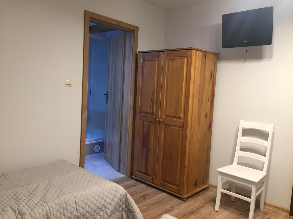Triple Room with Bathroom photo 2
