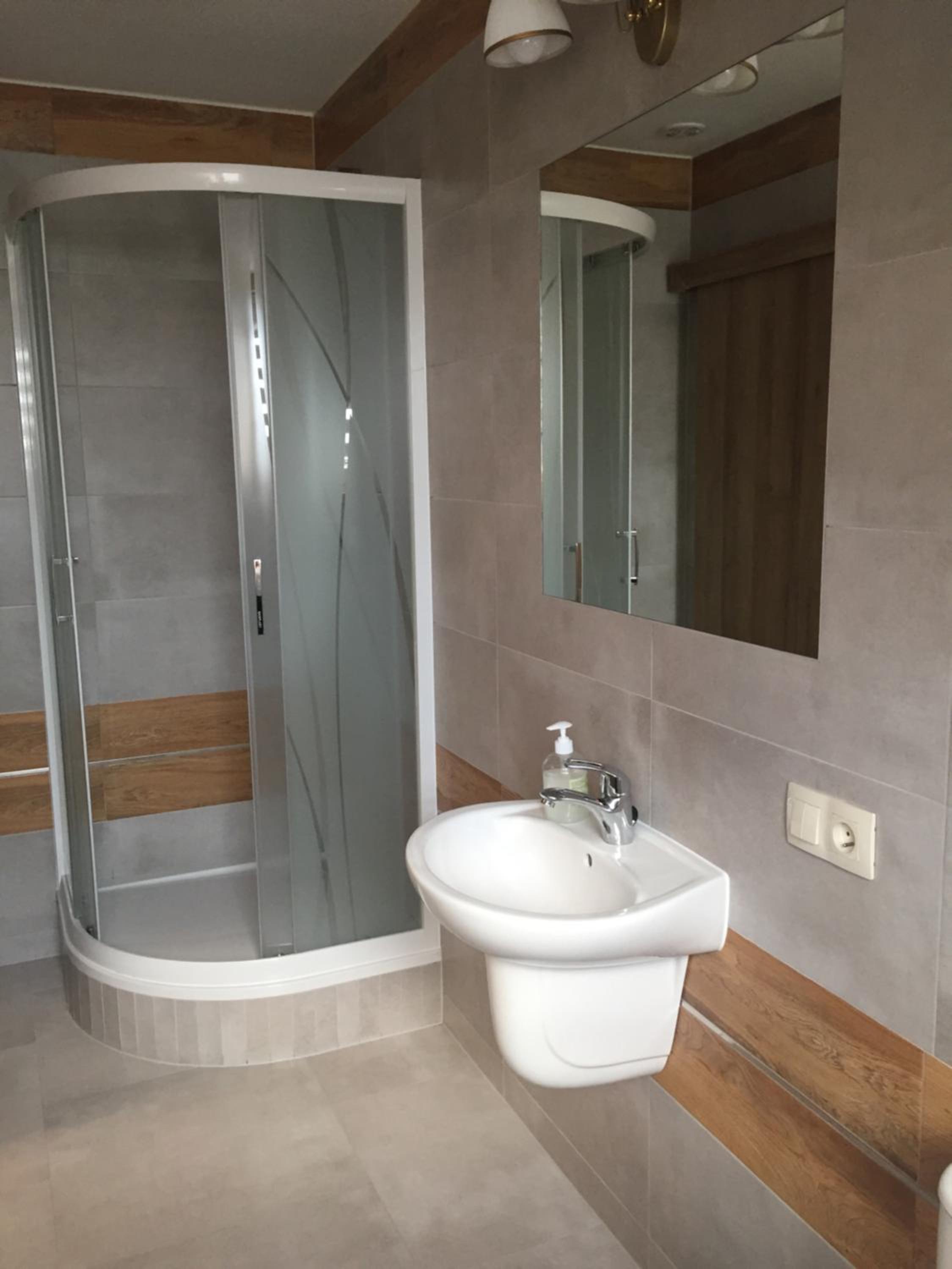 Twin Room with Bathroom photo 3