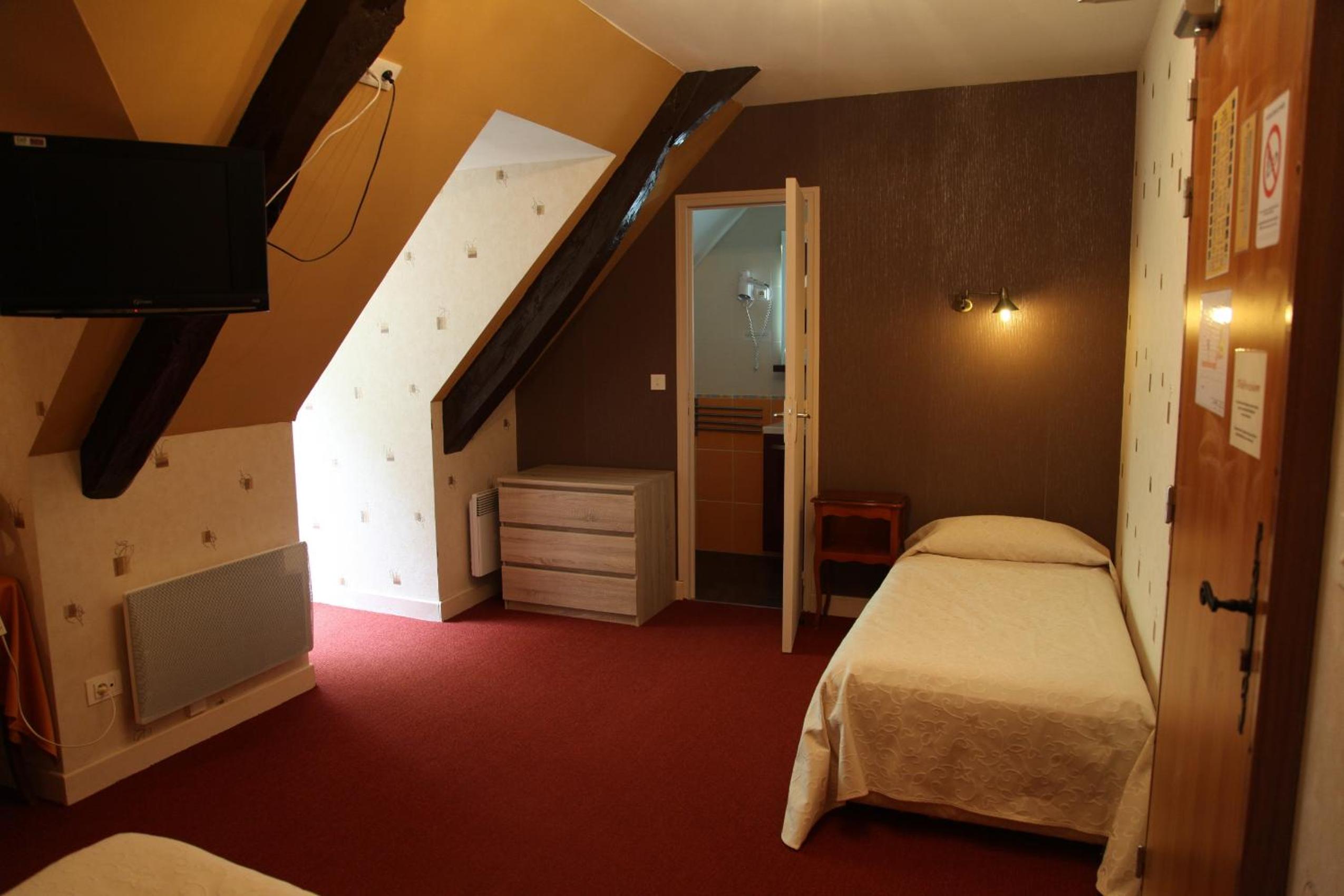 Triple Room - Photo 3