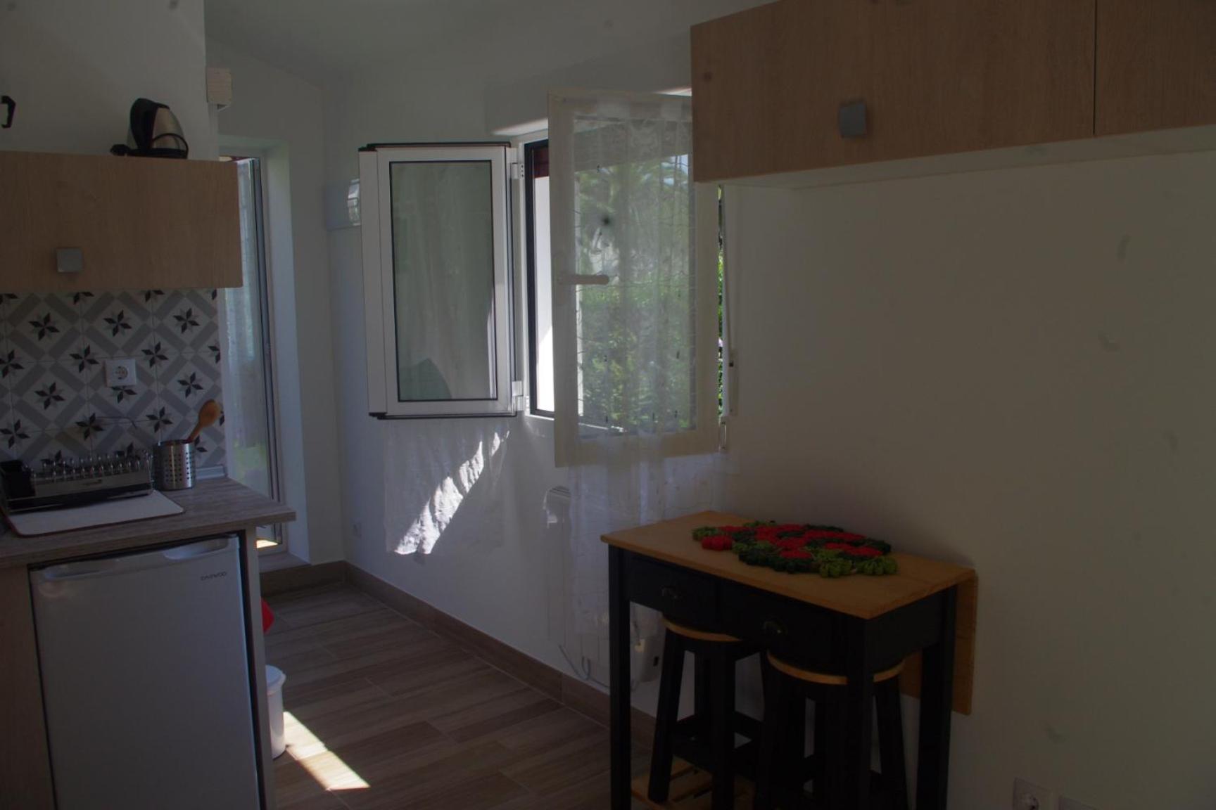 Double Room with Garden View - Photo 20