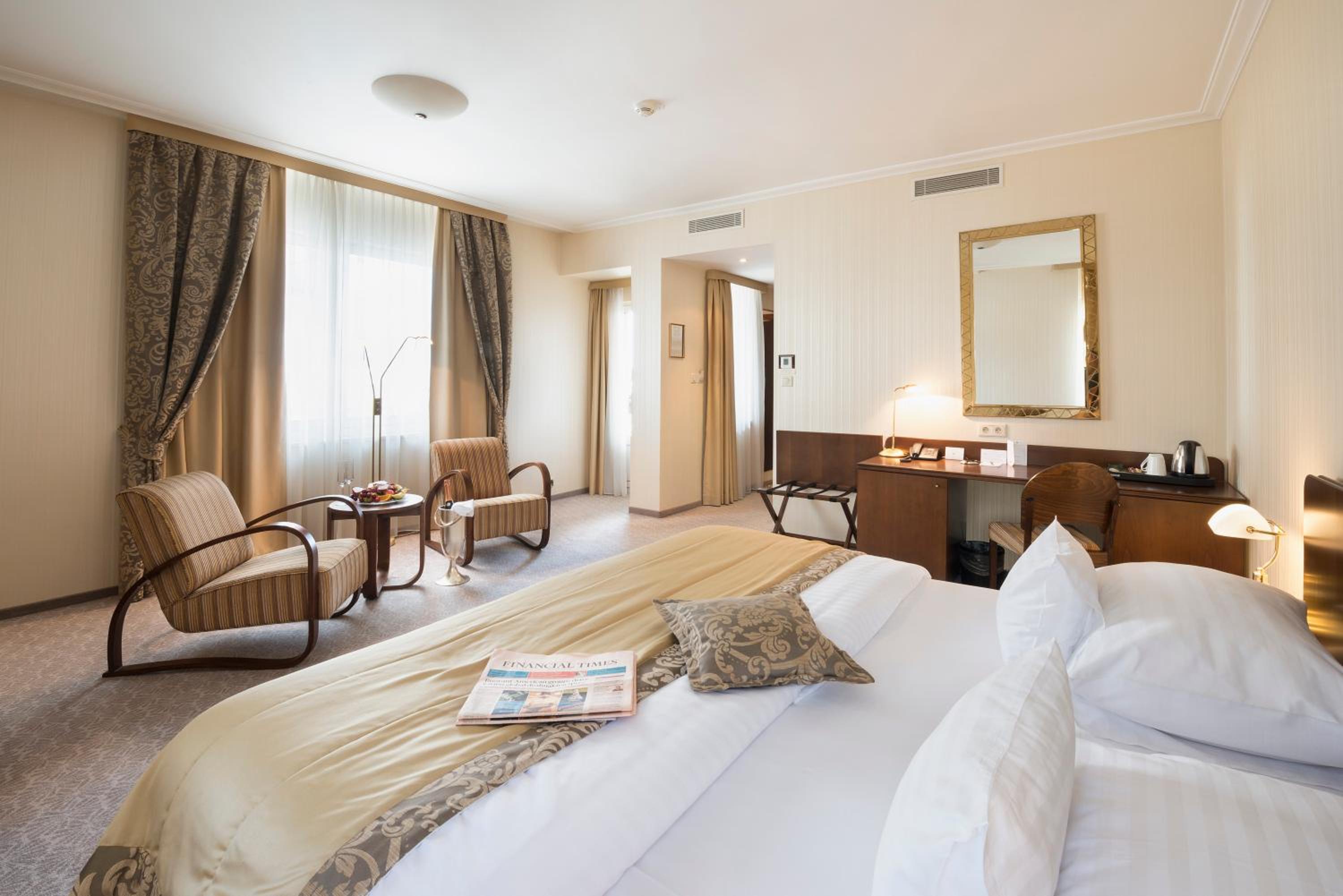 Superior Double Room with Terrace - Photo 1