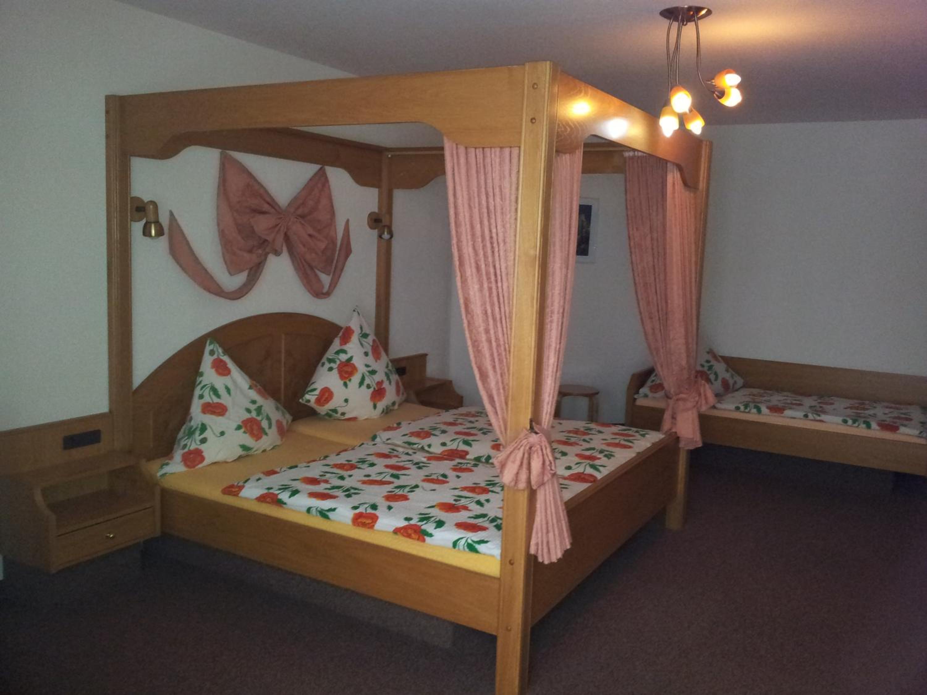 Double Room - Photo 3