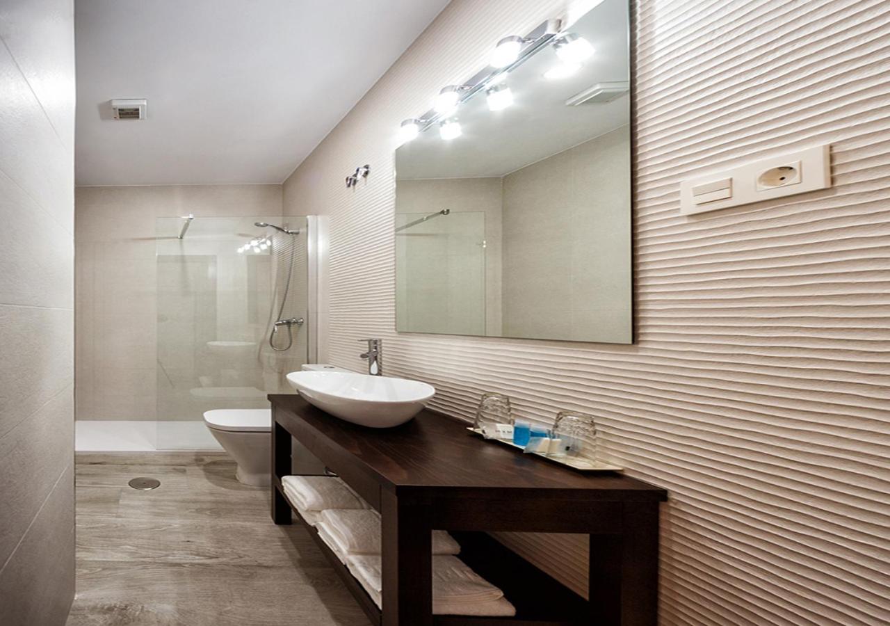 Deluxe Triple Room - Photo 4