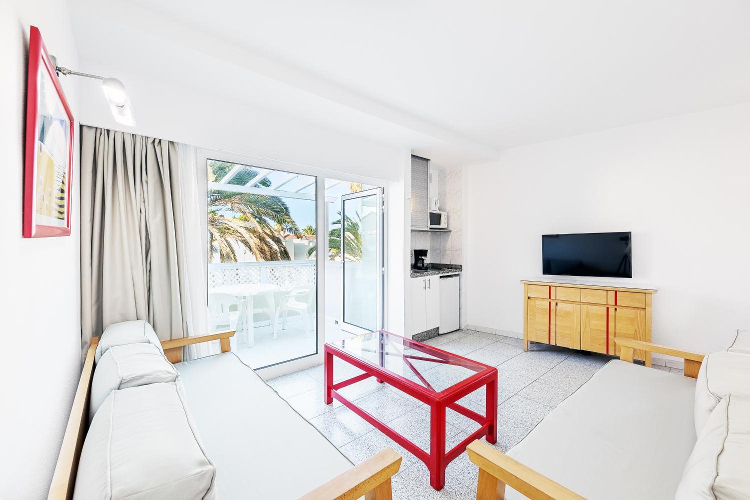 Apartamento Estándar con balcón o terraza (1 adulto + 1 niño)