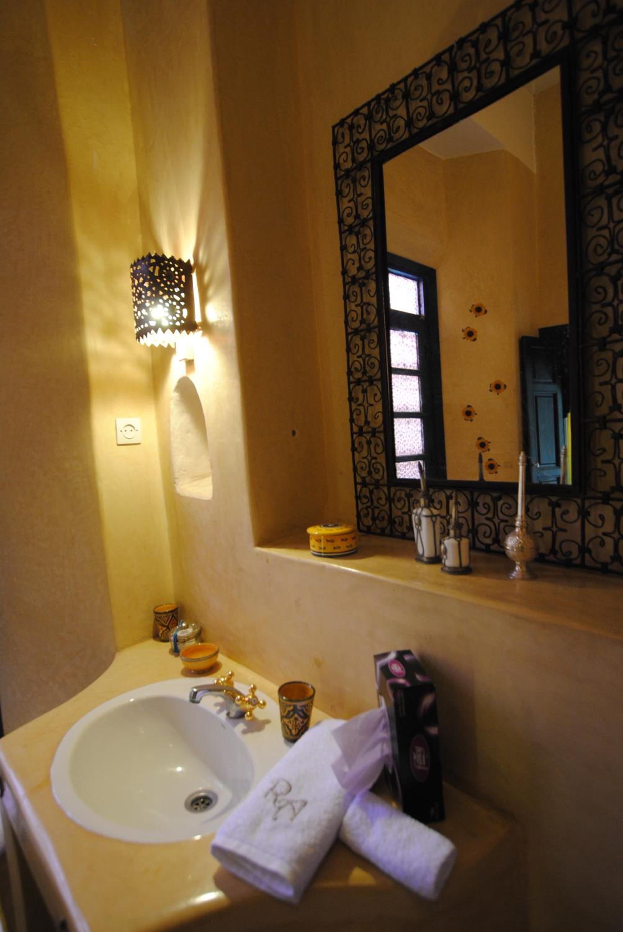 Bougainvillier Double Room - Photo 12