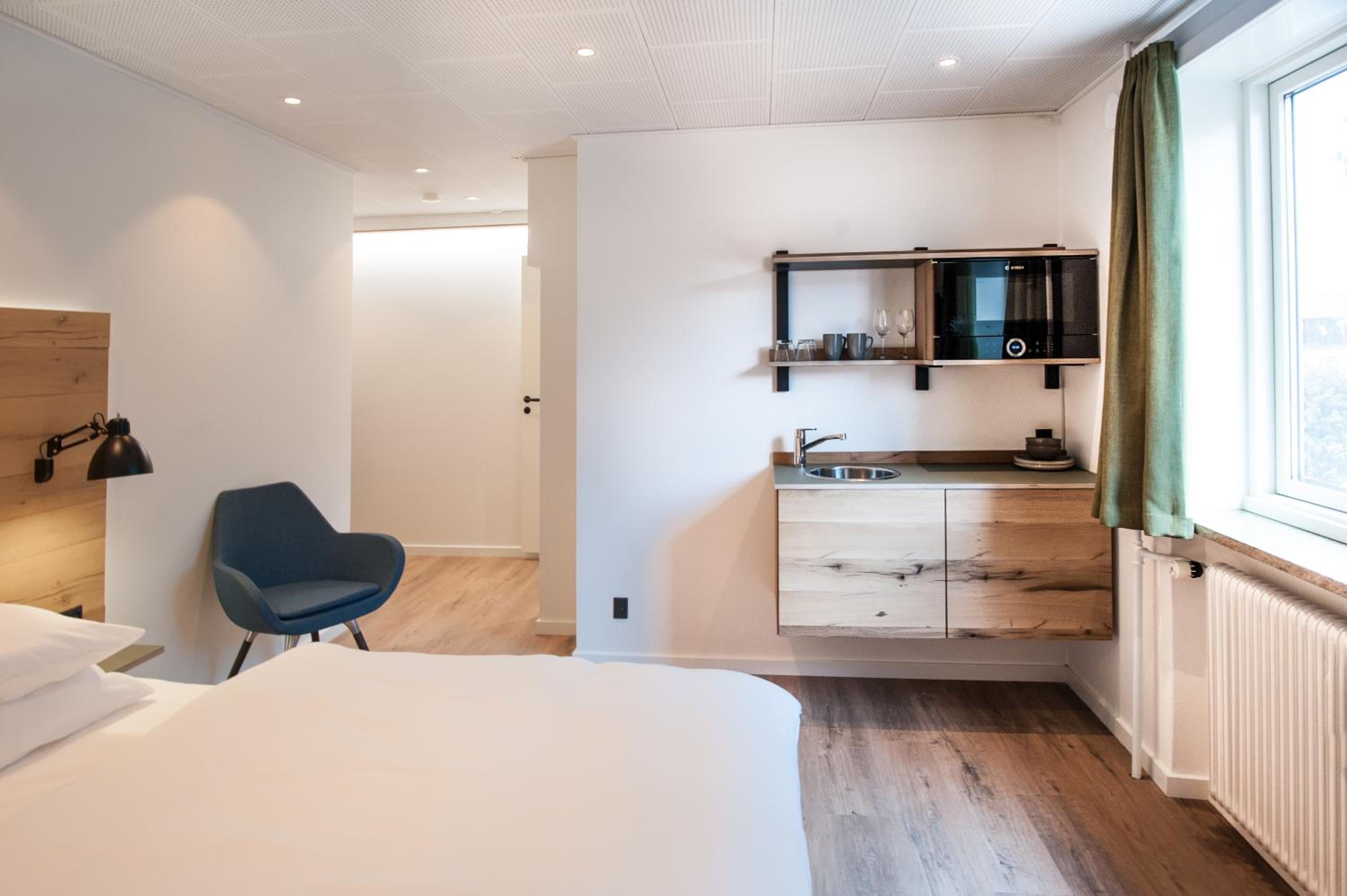 Double Room - Photo 12